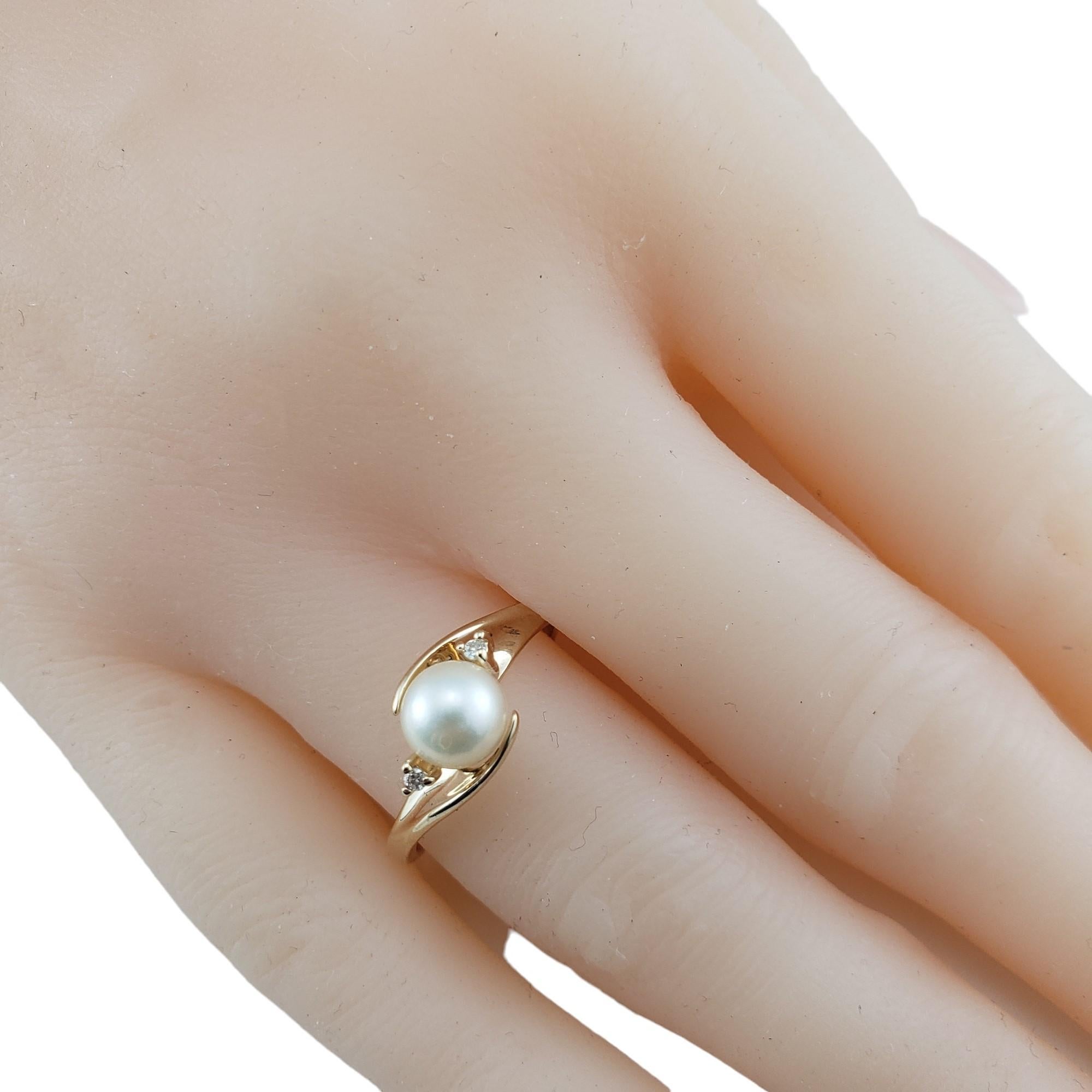 14 Karat Yellow Gold Pearl and Diamond Ring Size 9 #16733 For Sale 2