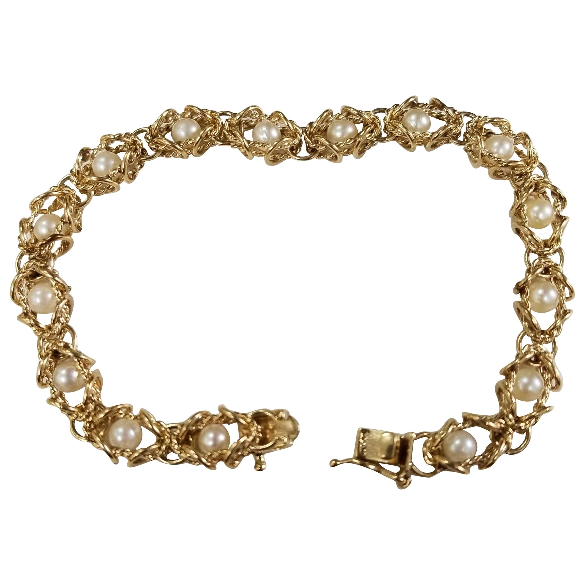 14 Karat Yellow Gold Pearl Bracelet