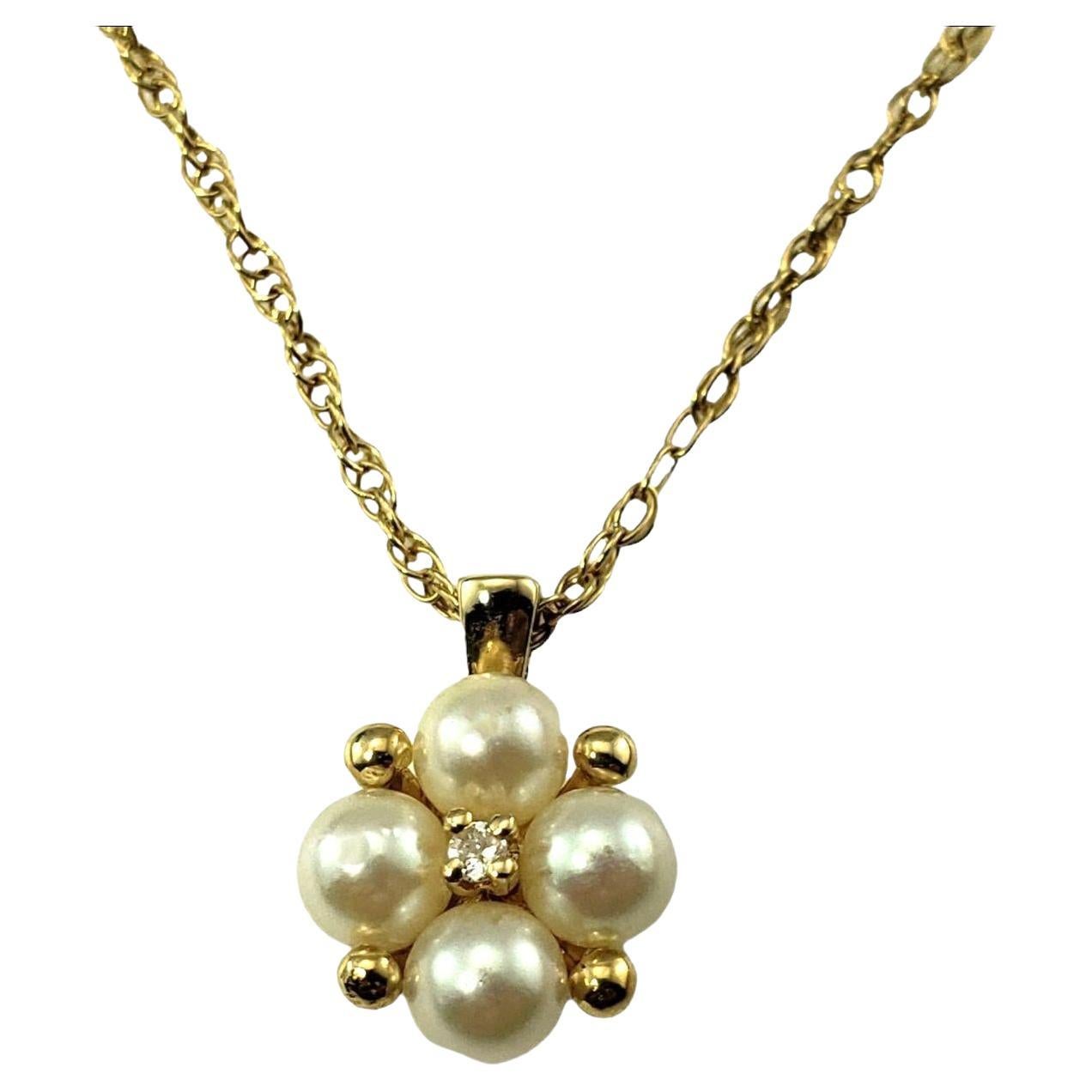 14 Karat Yellow Gold Pearl Diamond Pendant Necklace #16916 For Sale