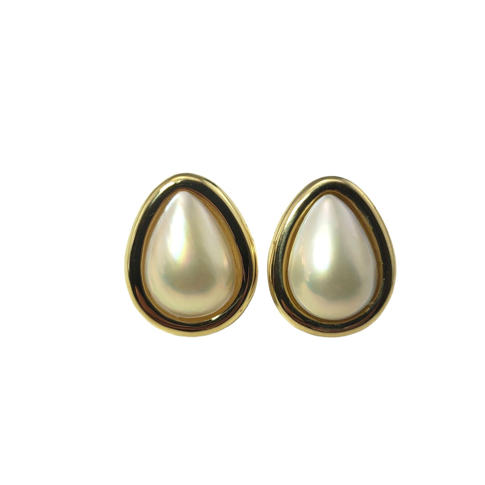  Boucles d'oreilles en or jaune 14 carats et perles en vente 1