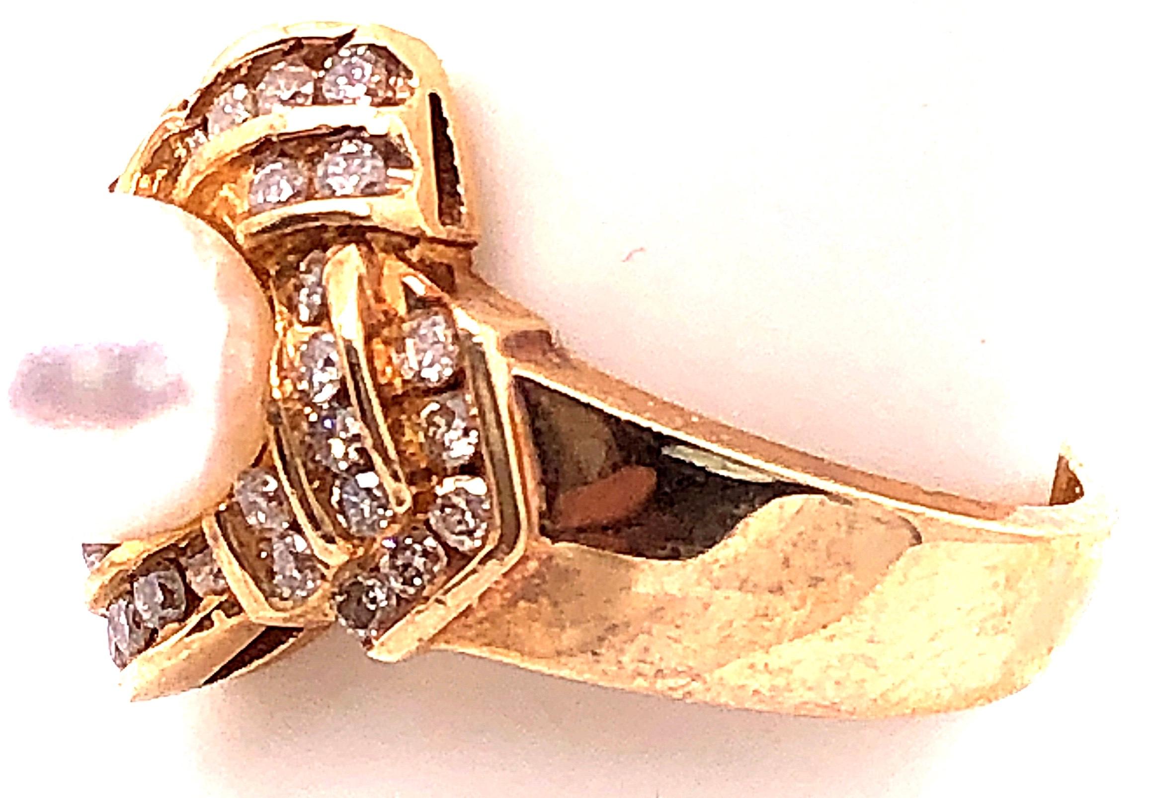 Bague solitaire en or jaune 14 carats avec perles et diamants Unisexe en vente