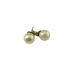 14 Karat Yellow Gold Pearl Stud Earrings #16395