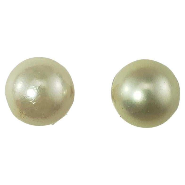14 Karat Yellow Gold Pearl Stud Earrings #16395 For Sale