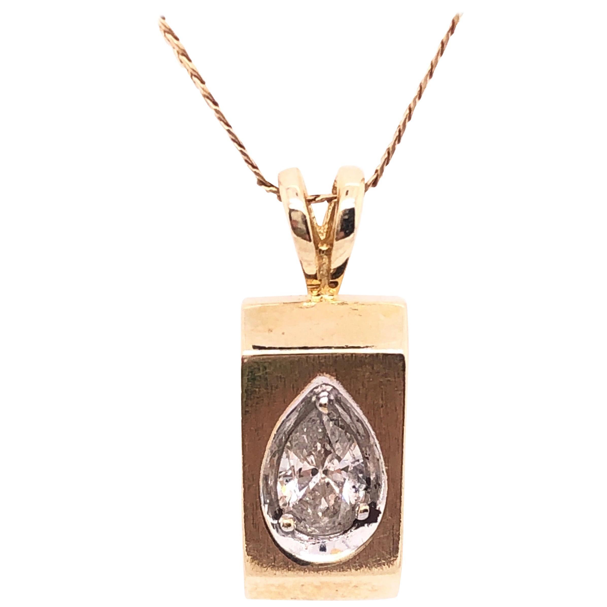 14 Karat Yellow Gold Pendant Necklace For Sale