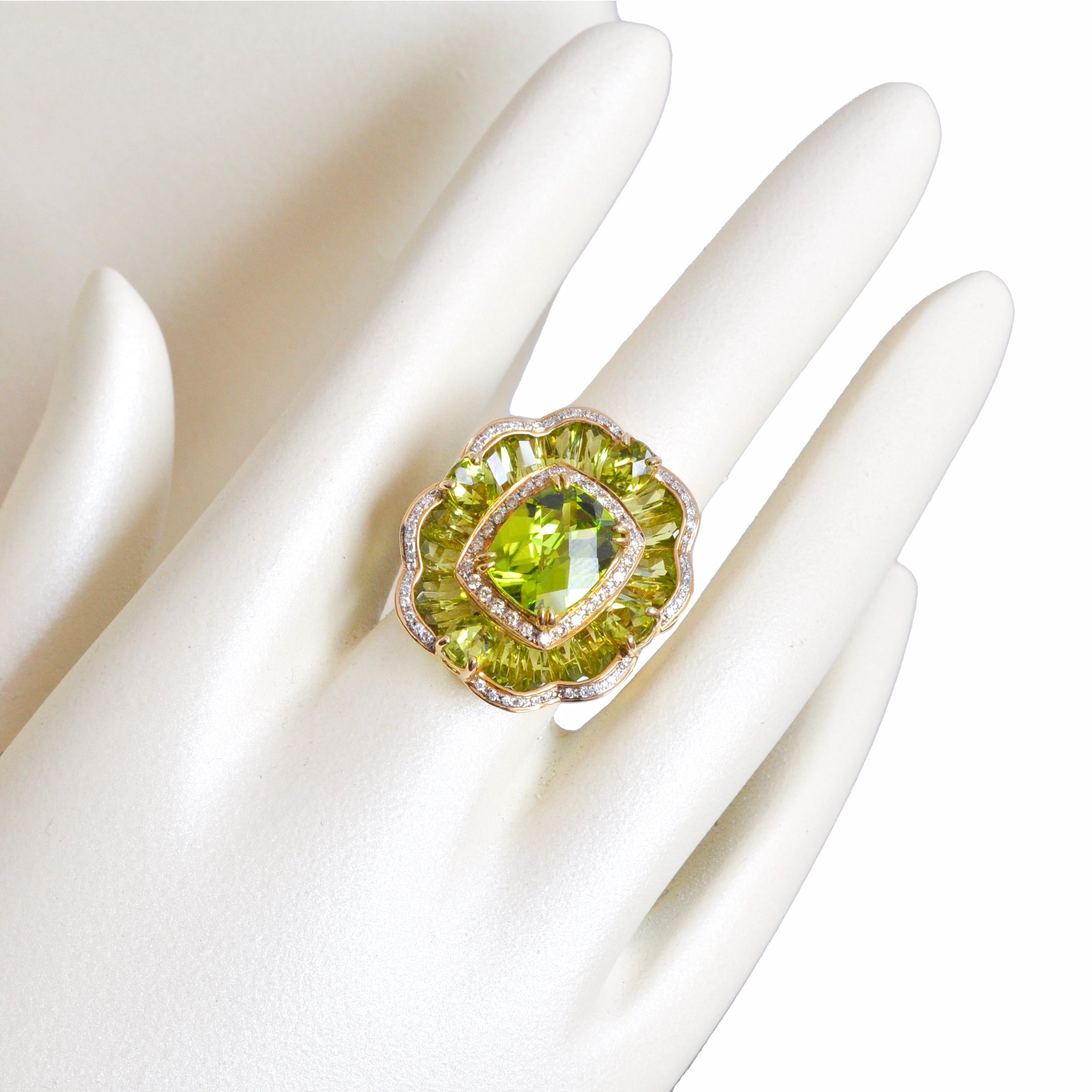 14 Karat Yellow Gold Peridot Special Cut Flower Contemporary Cocktail Ring For Sale 1