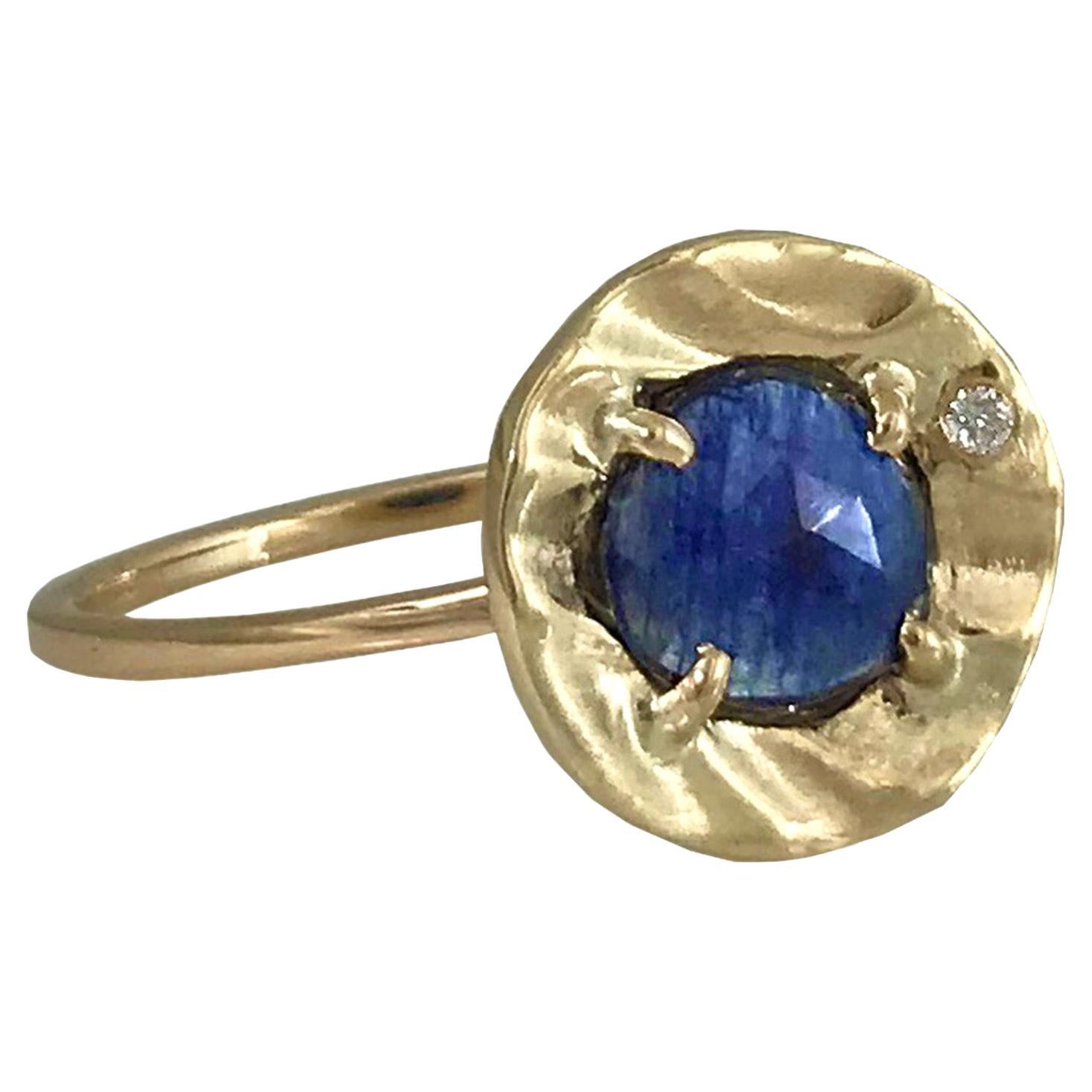 14 Karat Yellow Gold Petite Pebble Ring with Blue Sapphire from K.Mita For Sale