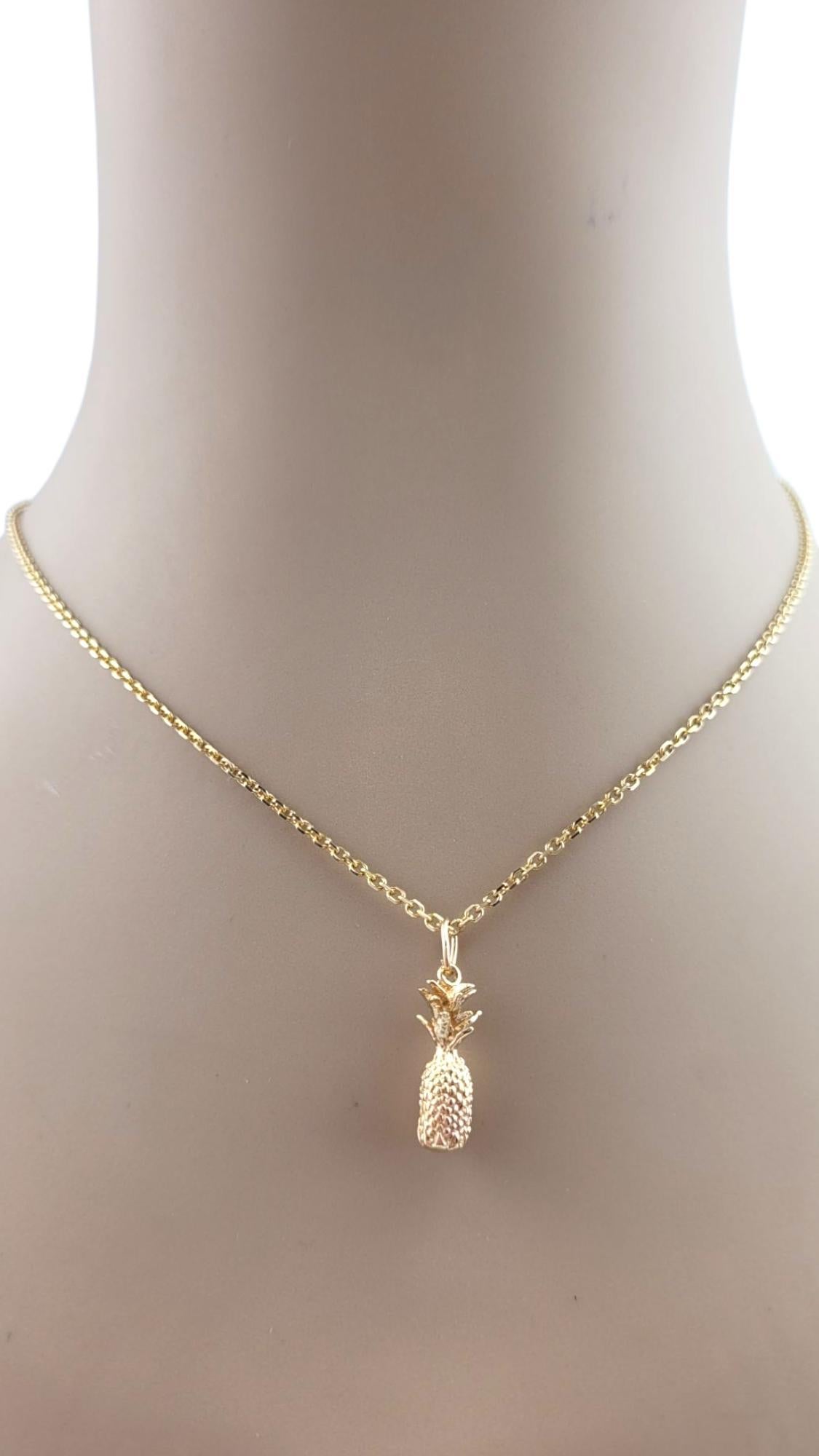Ciondolo a forma di ananas in oro giallo 14 carati #21791 in vendita 5