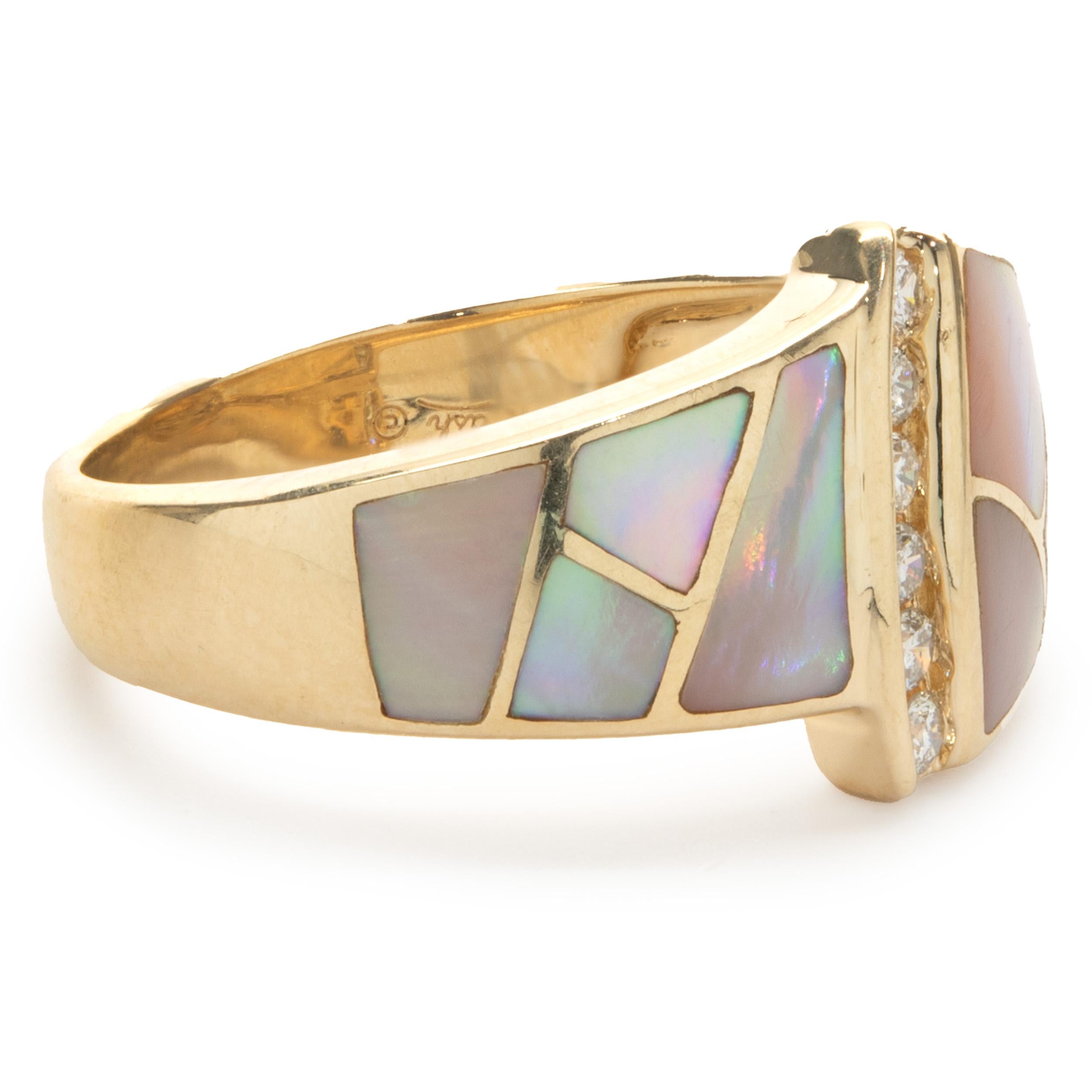 Ring aus 14 Karat Gelbgold mit rosa Perlmutt-Intarsien und Diamanten im Zustand „Hervorragend“ in Scottsdale, AZ