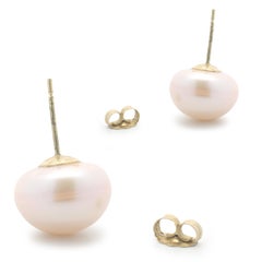 14 Karat Yellow Gold Pink Pearl Button Stud Earrings