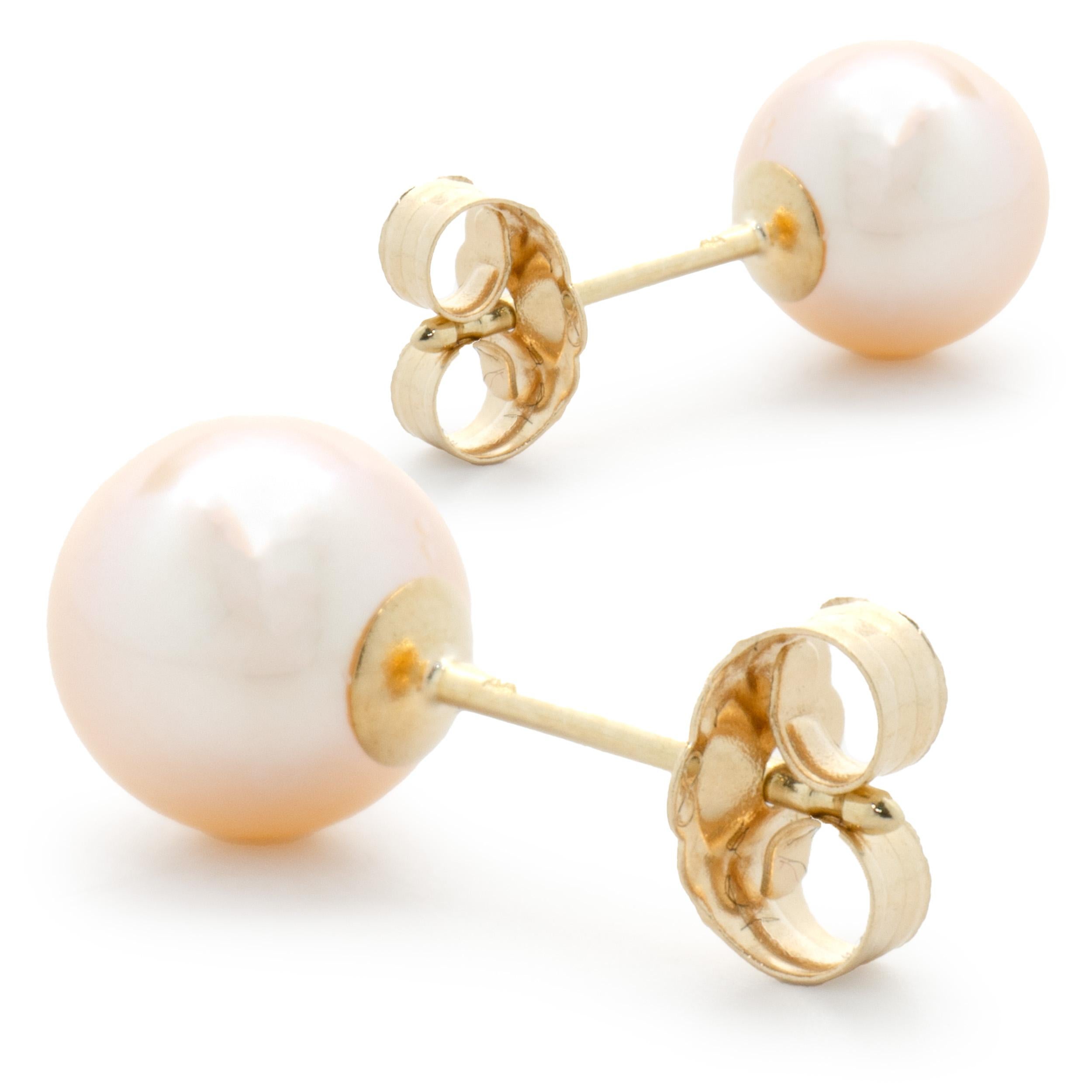 14 Karat Yellow Gold Pink Rose Pearl Stud Earrings In Excellent Condition For Sale In Scottsdale, AZ