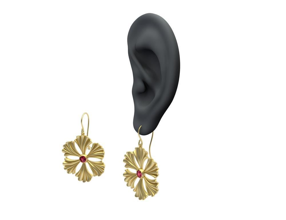 14 Karat Yellow Gold Pink Sapphire Fan Flower Earrings In New Condition For Sale In New York, NY