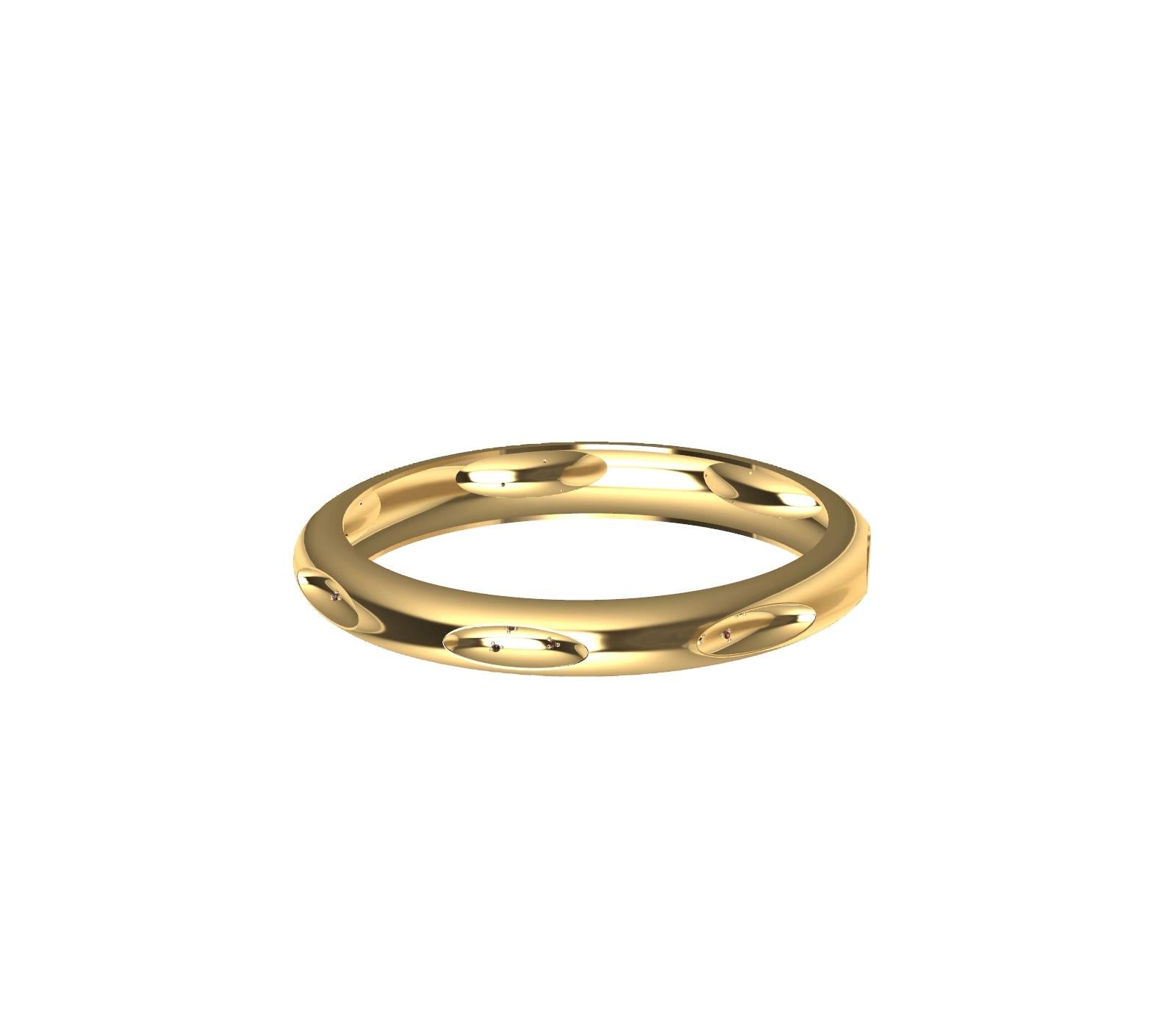 Bracelet jonc ovale en or jaune 14 carats avec 7 saphirs roses en vente 2