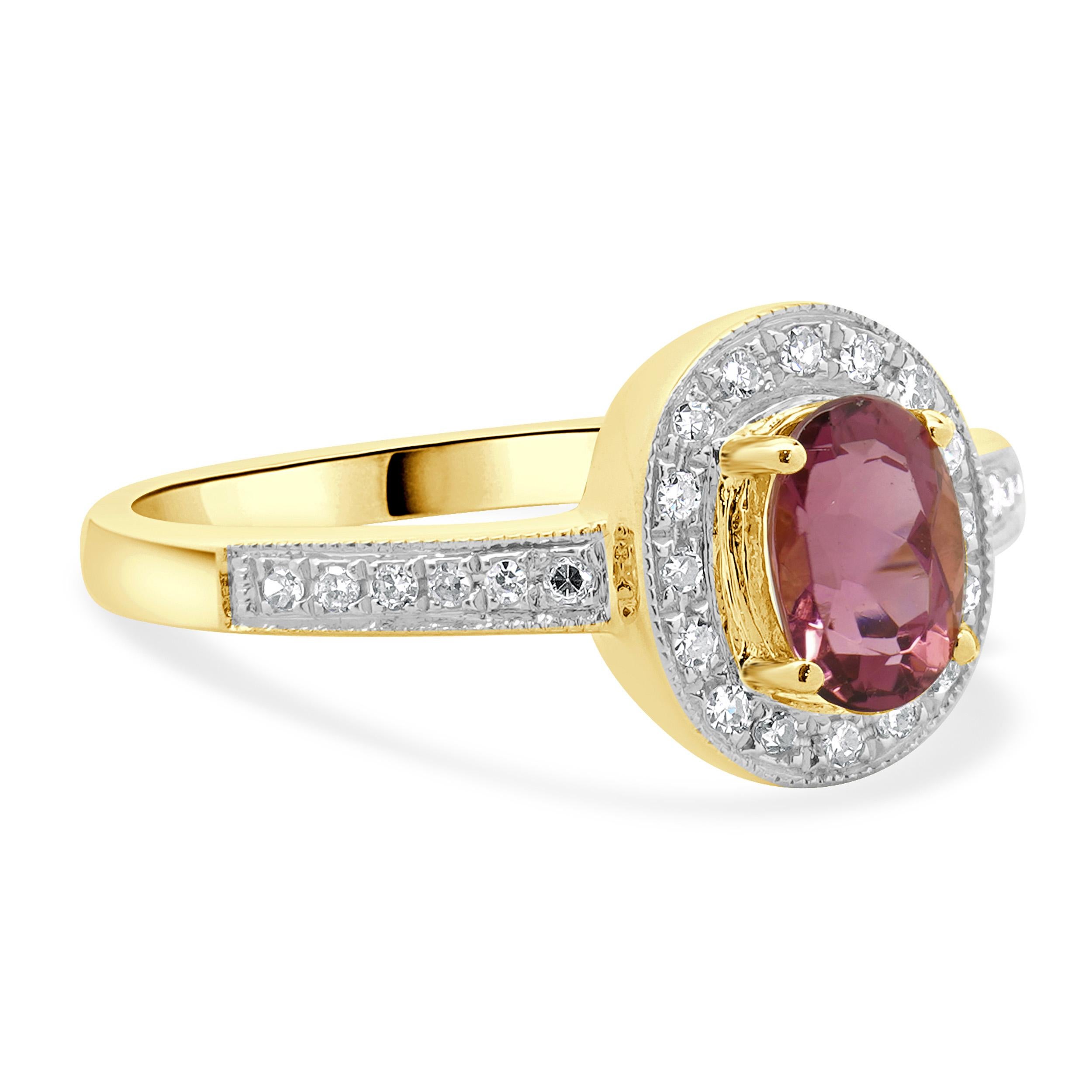 Anello ovale in oro giallo 14 carati con tormalina rosa e diamanti In condizioni ottime in vendita a Scottsdale, AZ