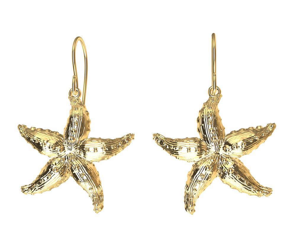 oro giallo 14 carati  Orecchini con stella marina placcata da 14 mm In condizioni Nuovo in vendita a New York, NY