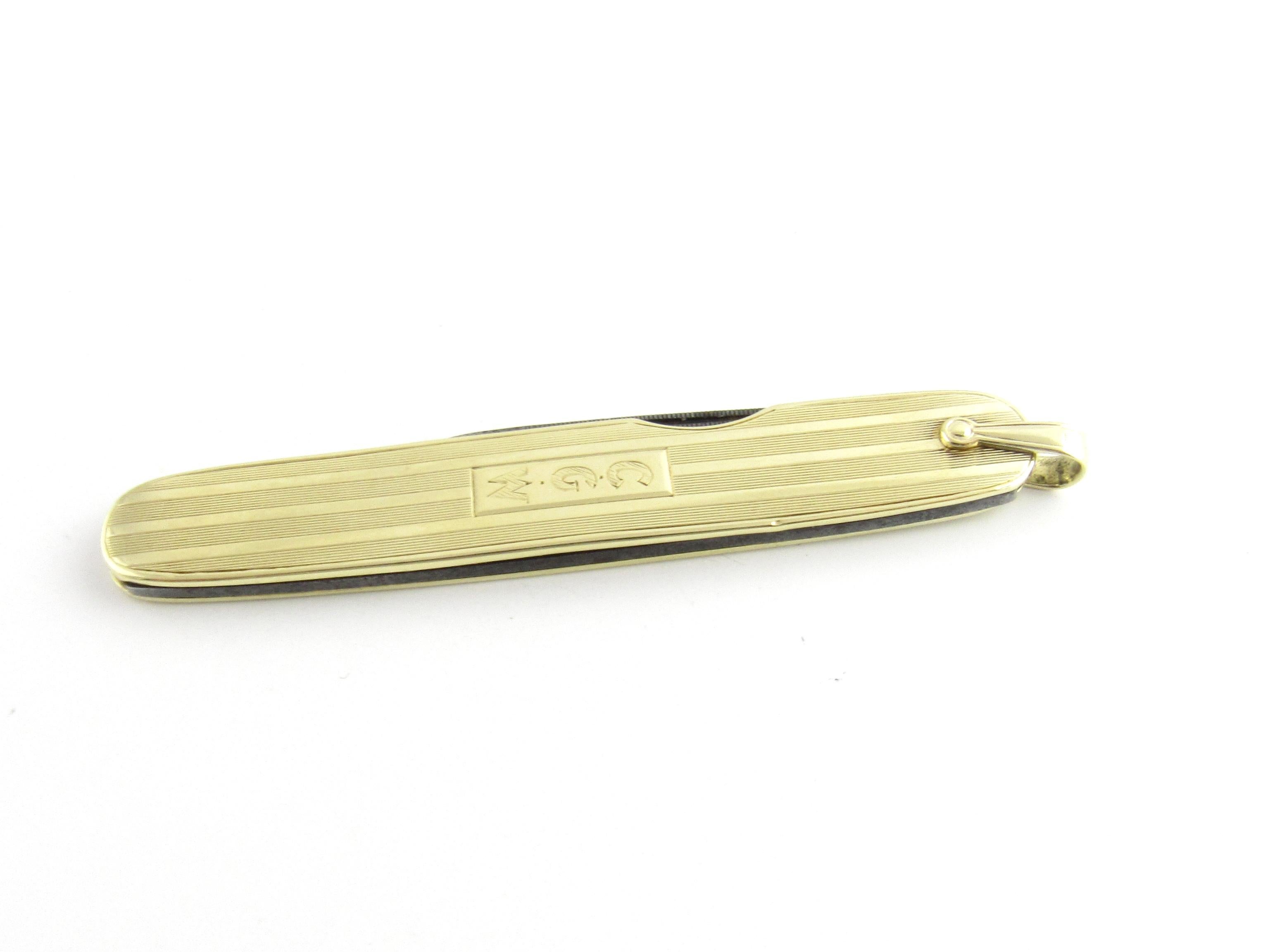 Vintage 14 Karat Yellow Gold Pocket Knife

This elegant pocket knife features a stainless steel blade house in a 14K yellow gold case with polished bar with monogram. Monogram can be removed upon request.

Size: 67 mm x 12 mm

Weight: 9.3 dwt. /