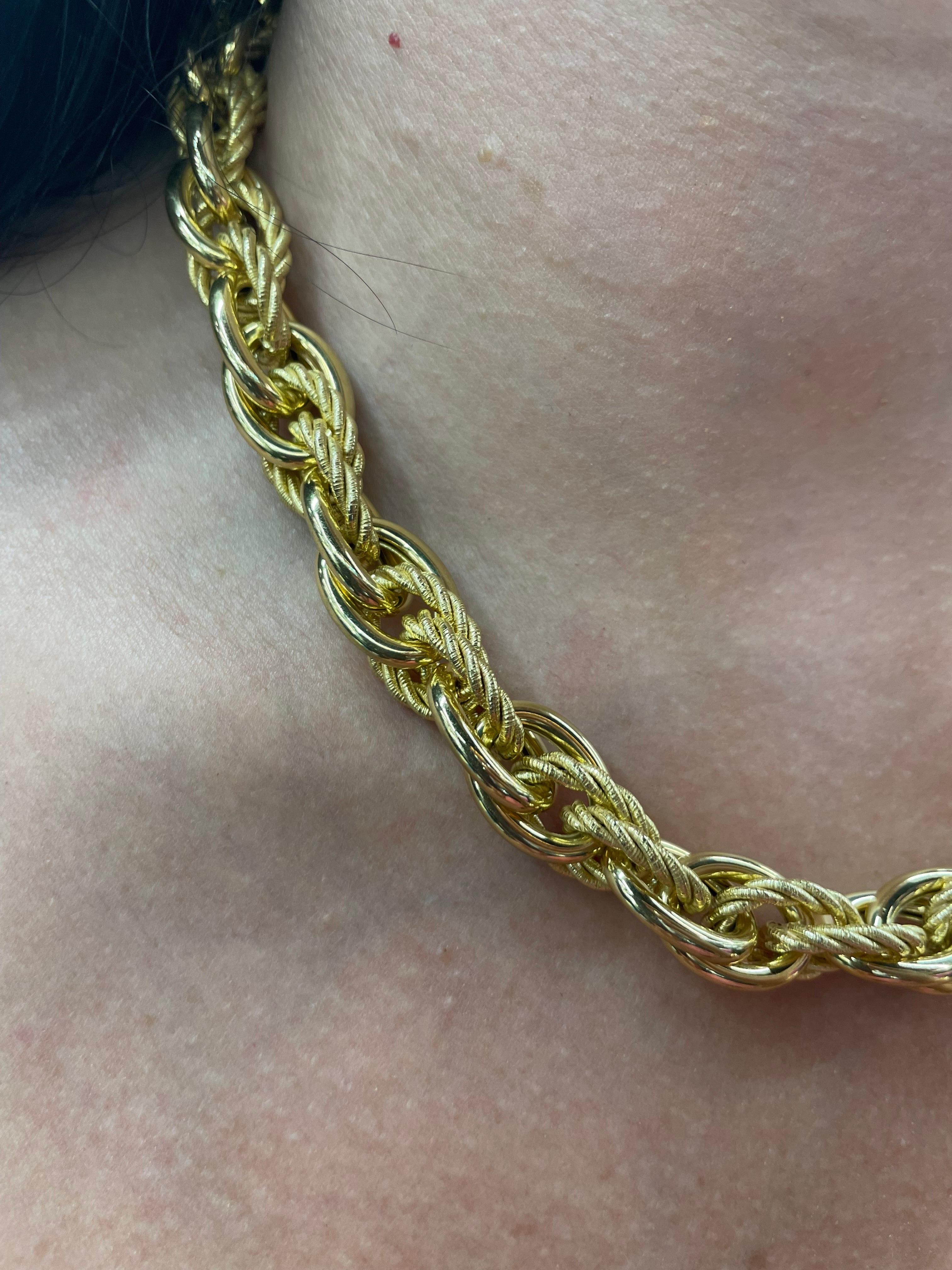 Contemporary 14 Karat Yellow Gold Polished & Rope Link Necklace 54.3 Grams Made in Italy For Sale