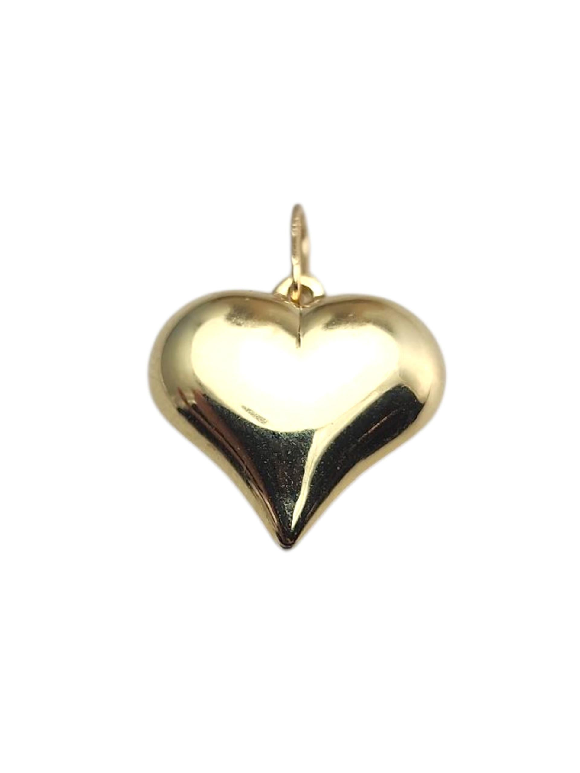 Contemporain Pendentif coeur en or jaune 14 carats #23509 en vente