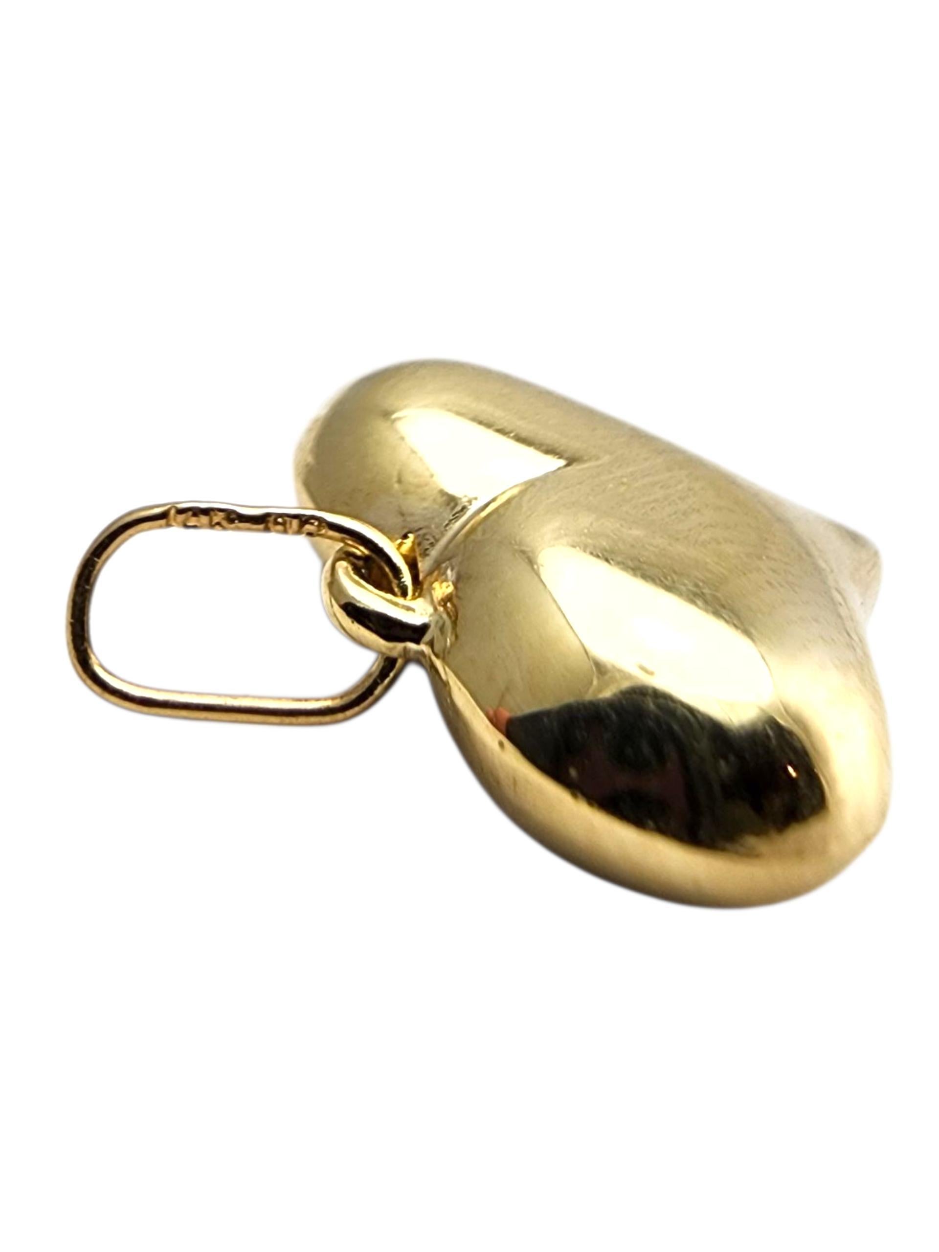 Pendentif coeur en or jaune 14 carats #23509 en vente 2