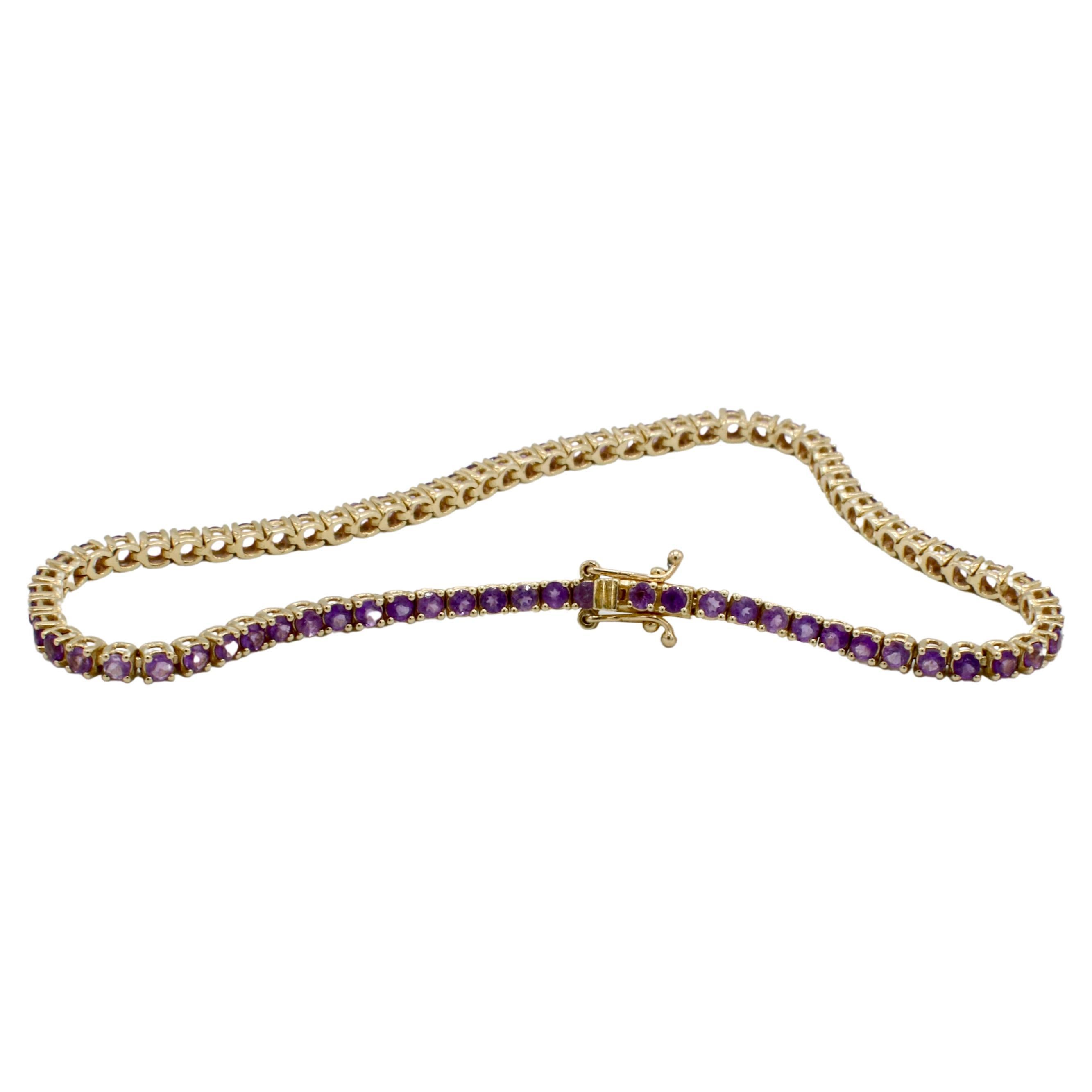 Modern 14 Karat Yellow Gold Purple Amethyst Line Tennis Bracelet  For Sale