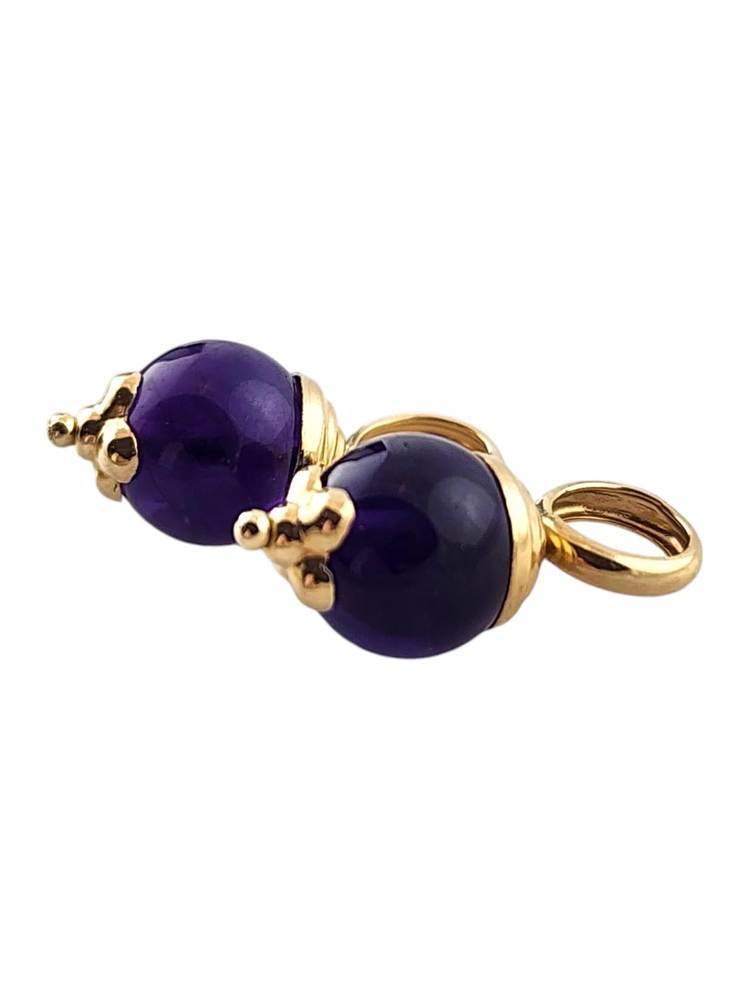 14 Karat Yellow Gold Hoop Earring Enhancers

This gorgeous set of earring enhancers features two stunning purple beads that will add a pop of color to your hoops!

Size: 17.8mm X 8mm X 8mm

Weight: 1.4 dwt/ 2.0 g

Hallmark: PBO14K

Very good