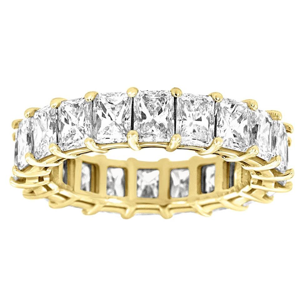 En vente :  Bague d'éternité rayonnante en or jaune 14 carats avec diamants de 6 carats