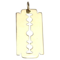 14 Karat Yellow Gold Razor Pendant #21646