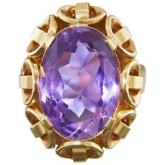 14 Karat Yellow Gold Retro 8.5 Carat Amethyst Ring