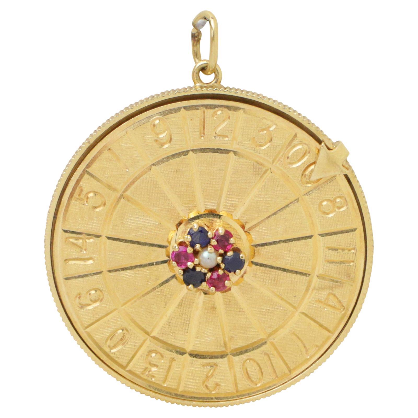 14 Karat Yellow Gold Retro Spinning Roulette Wheel Charm