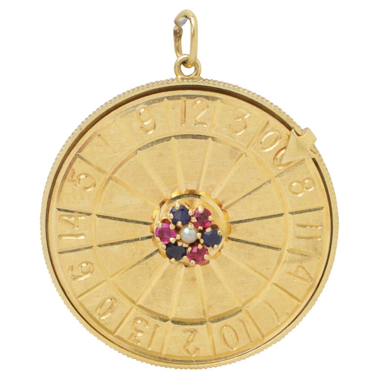 14 Karat Yellow Gold Retro Spinning Roulette Wheel Charm at 1stDibs