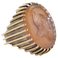 14 Karat Yellow Gold Ribbed Intaglio Ring