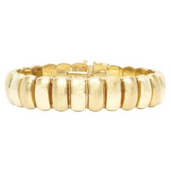 14 Karat Yellow Gold Ribbed Link Bracelet with Matte Finish