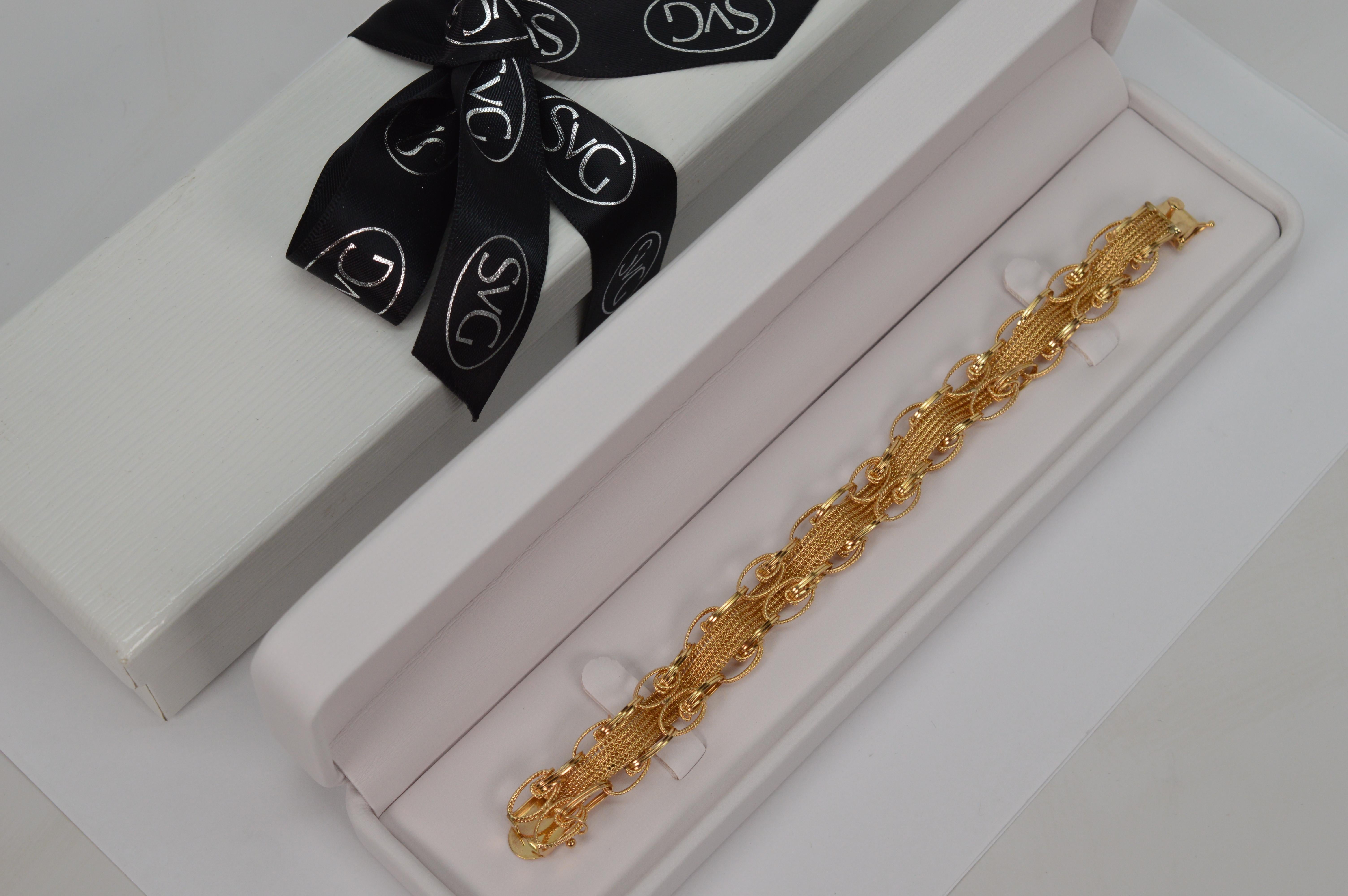Bracelet à maillons câble en or jaune 14 carats avec ruban  en vente 7