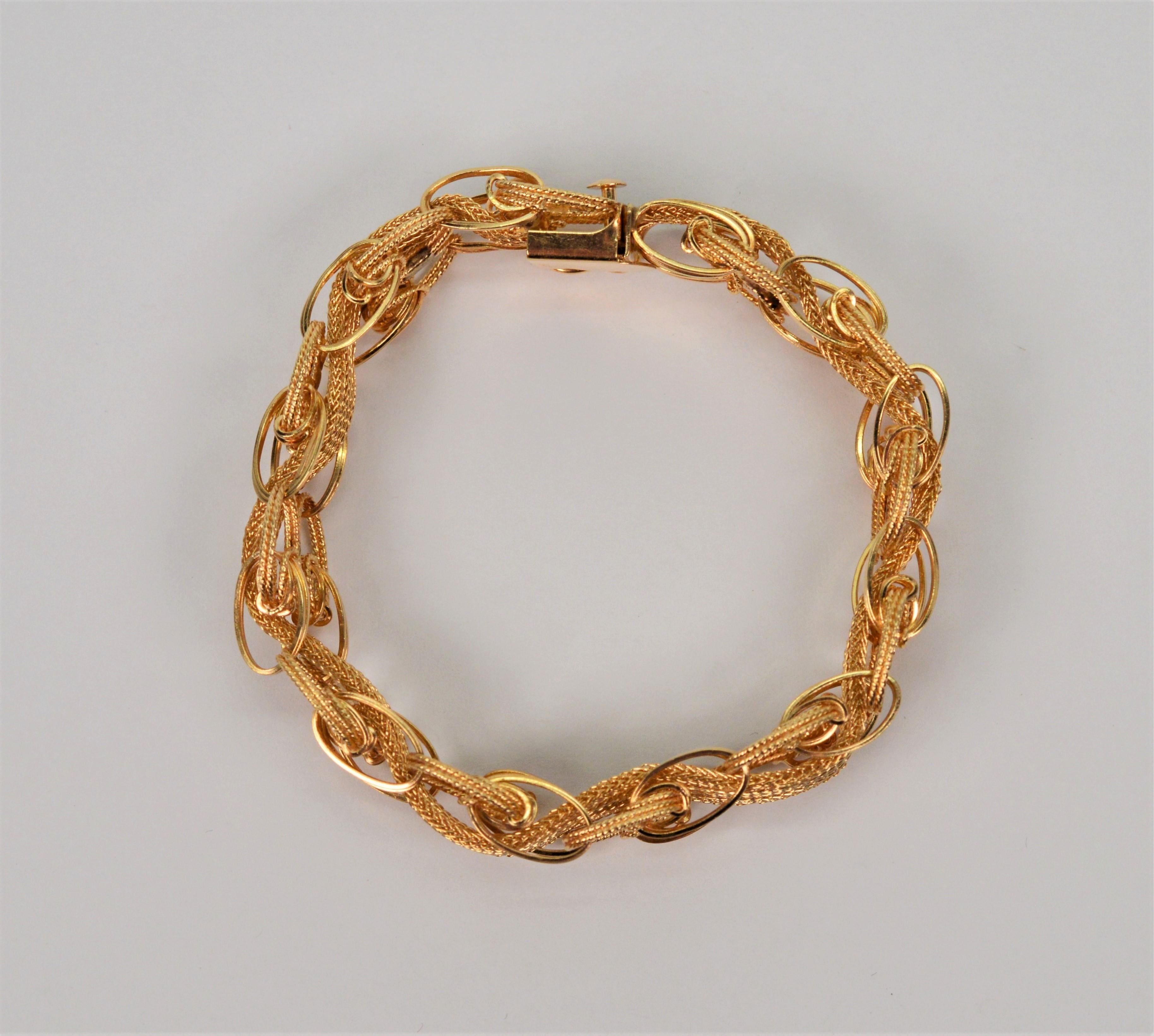14 Karat Yellow Gold Ribbon Cable Chain Link Bracelet  For Sale 2