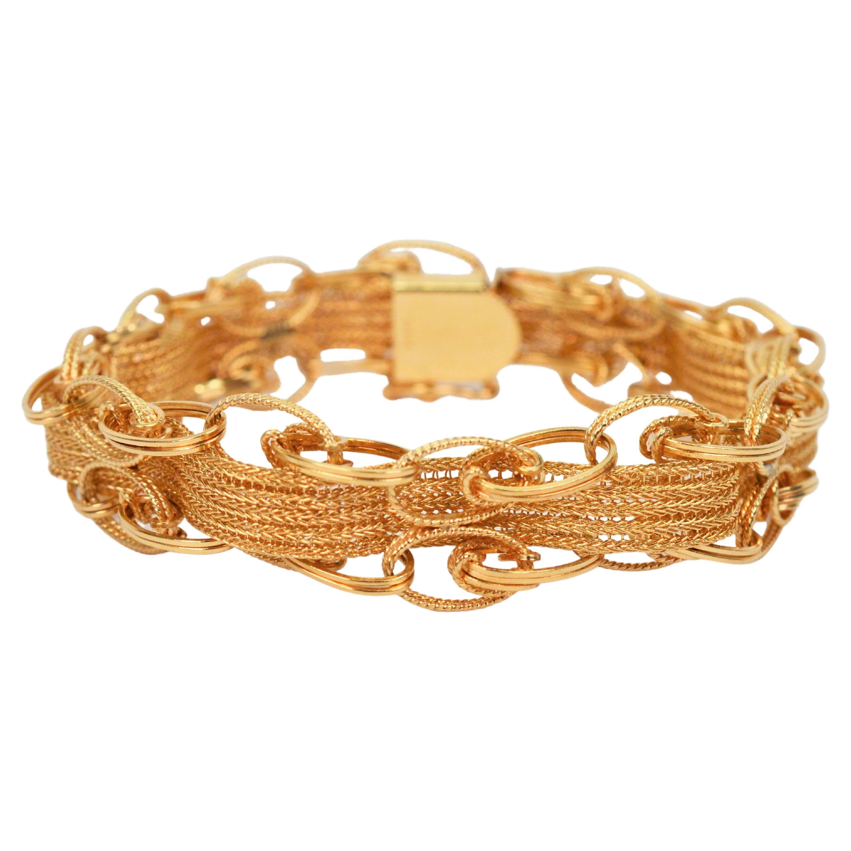 14 Karat Yellow Gold Ribbon Cable Chain Link Bracelet  For Sale