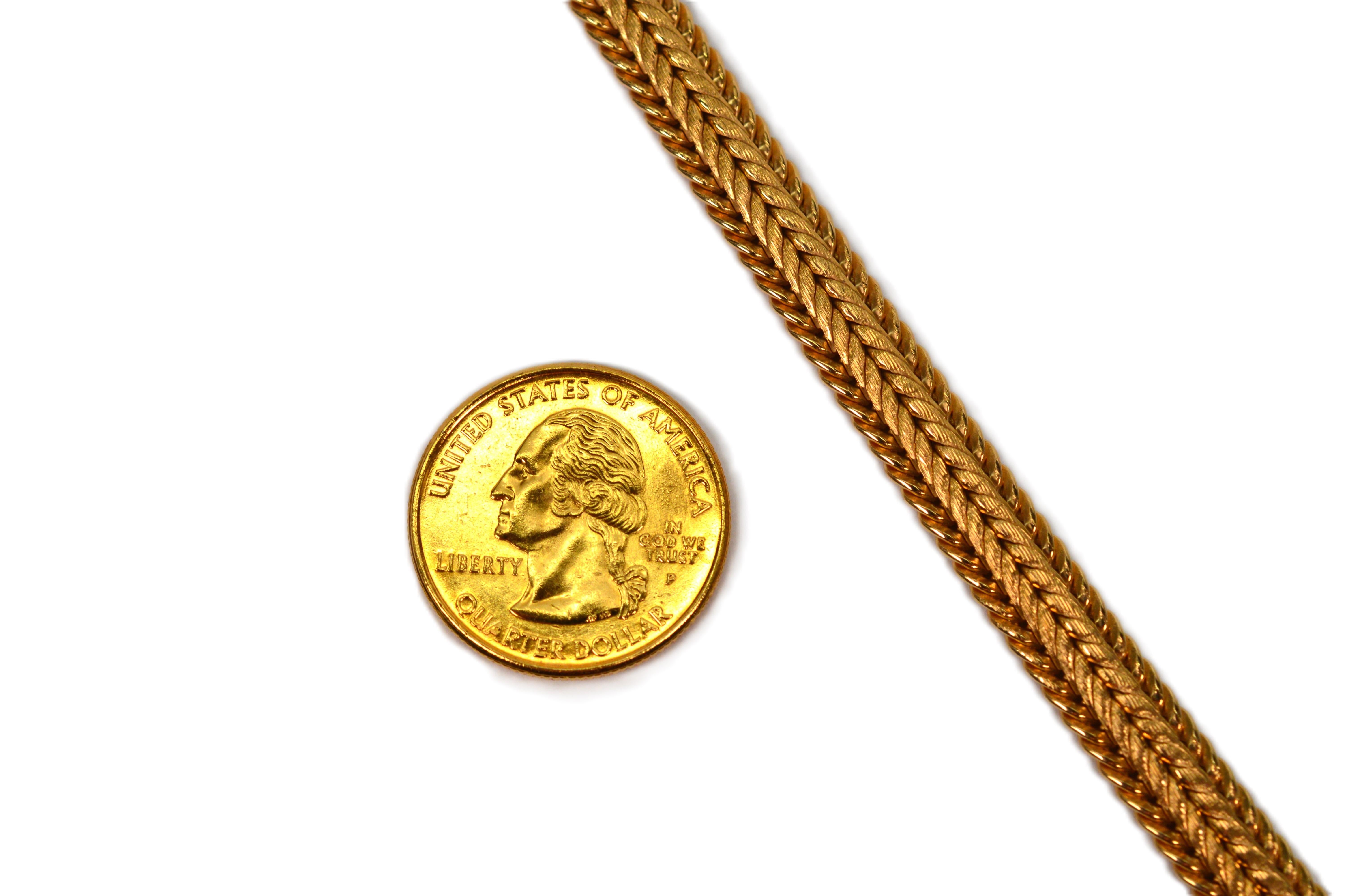 Collana a nastro con collare incrociato in oro giallo 14 carati in vendita 4