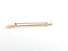 14 Karat Yellow Gold Riding Crop Pin / Brooch