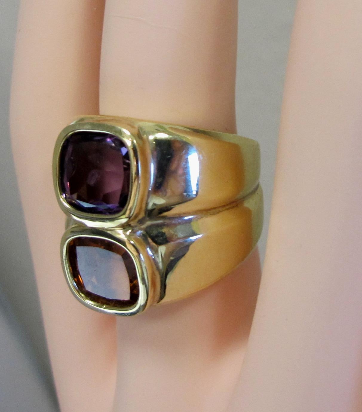 14 Karat Yellow Gold Ring with Center Stones of Amethyst and Topaz For Sale 2