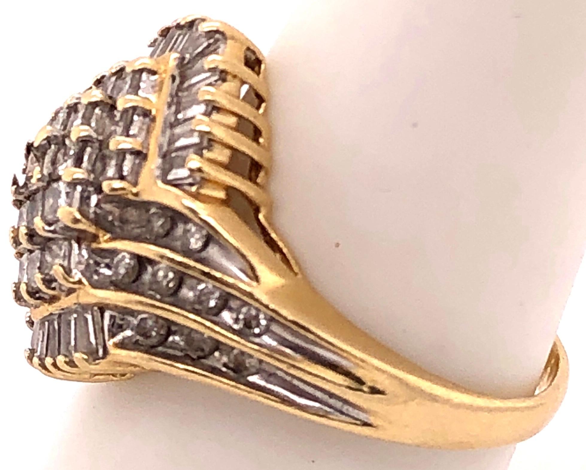 Modern 14 Karat Yellow Gold Ring with Diamond Cluster For Sale