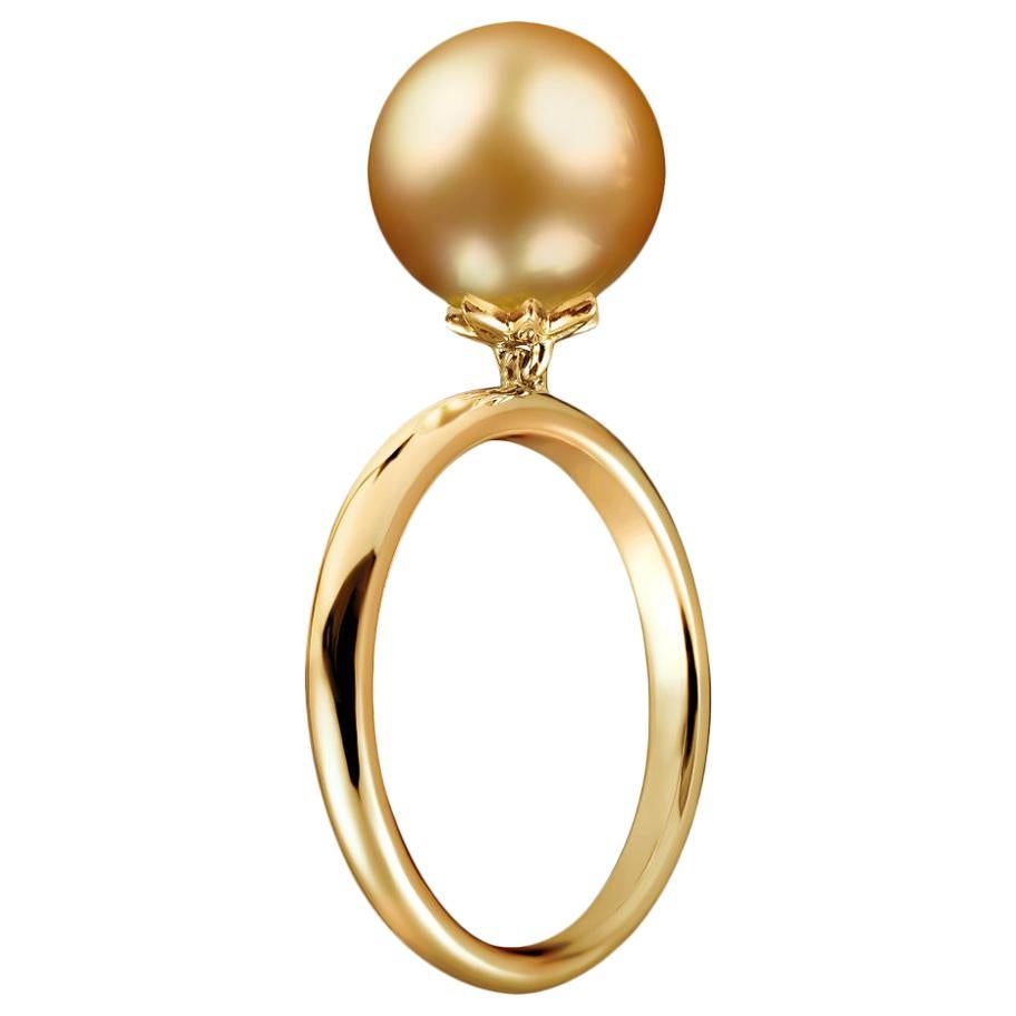 14 Karat Yellow Gold Ring with Free Moving Golden South Sea Pearl For Sale