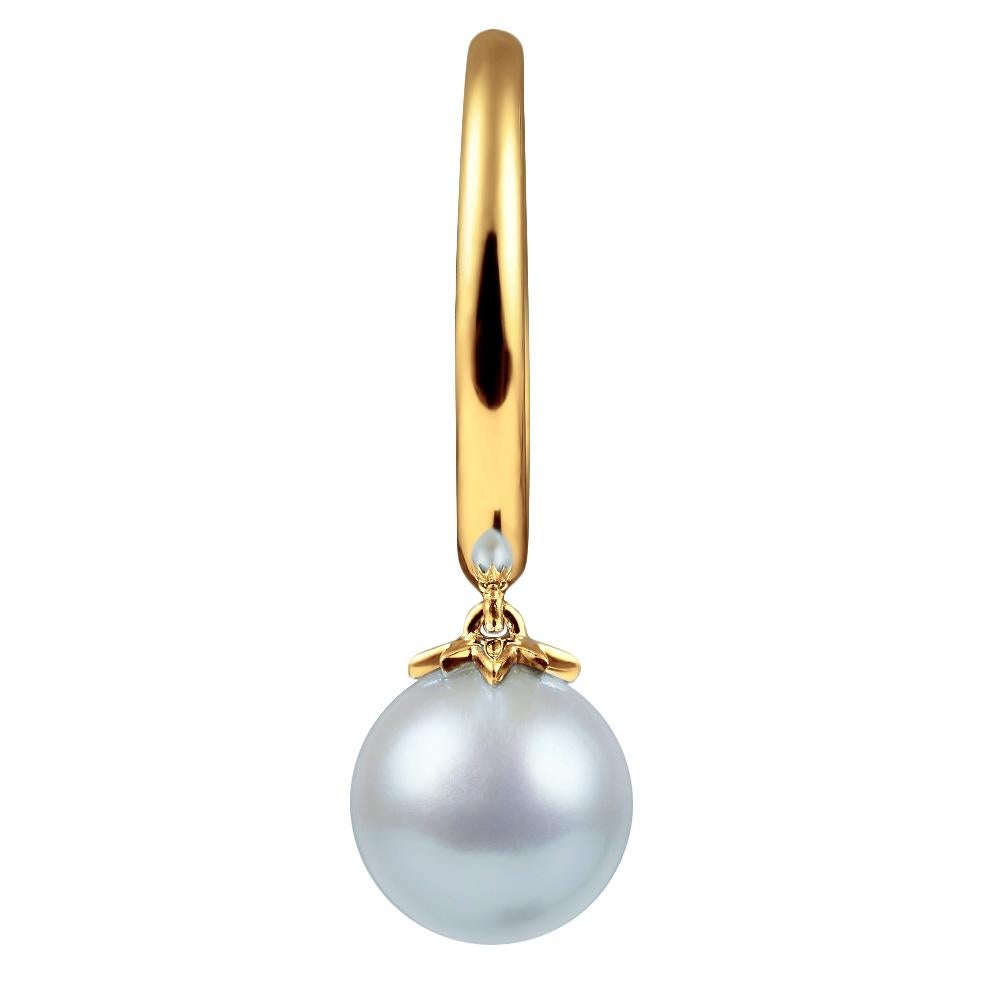 Contemporary 14 Karat Yellow Gold Ring with Free Moving White South Sea Pearl For Sale