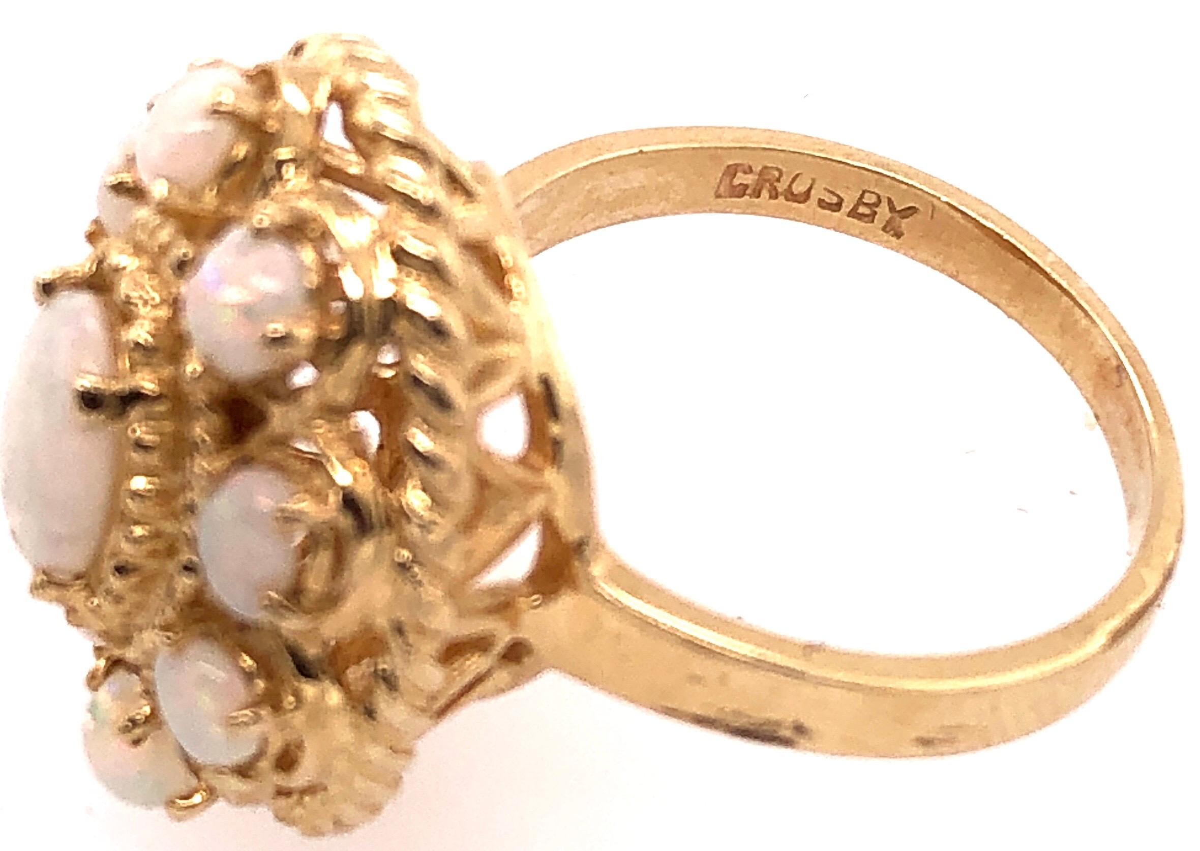 14 Karat Yellow Gold Ring with Opal Cluster For Sale 4