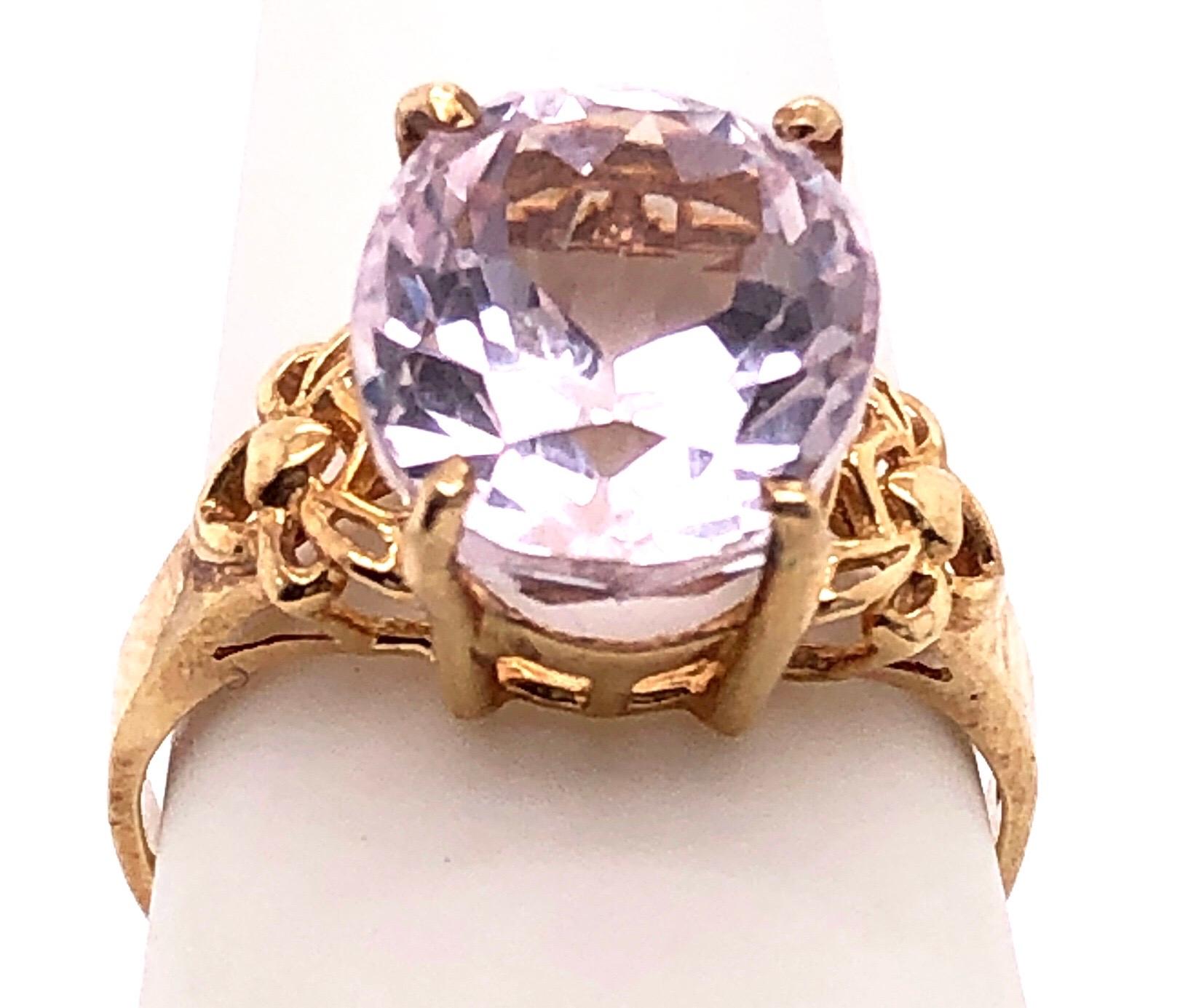 14 Karat Yellow Gold Rose Quartz Solitaire Freeform Ring In Good Condition For Sale In Stamford, CT