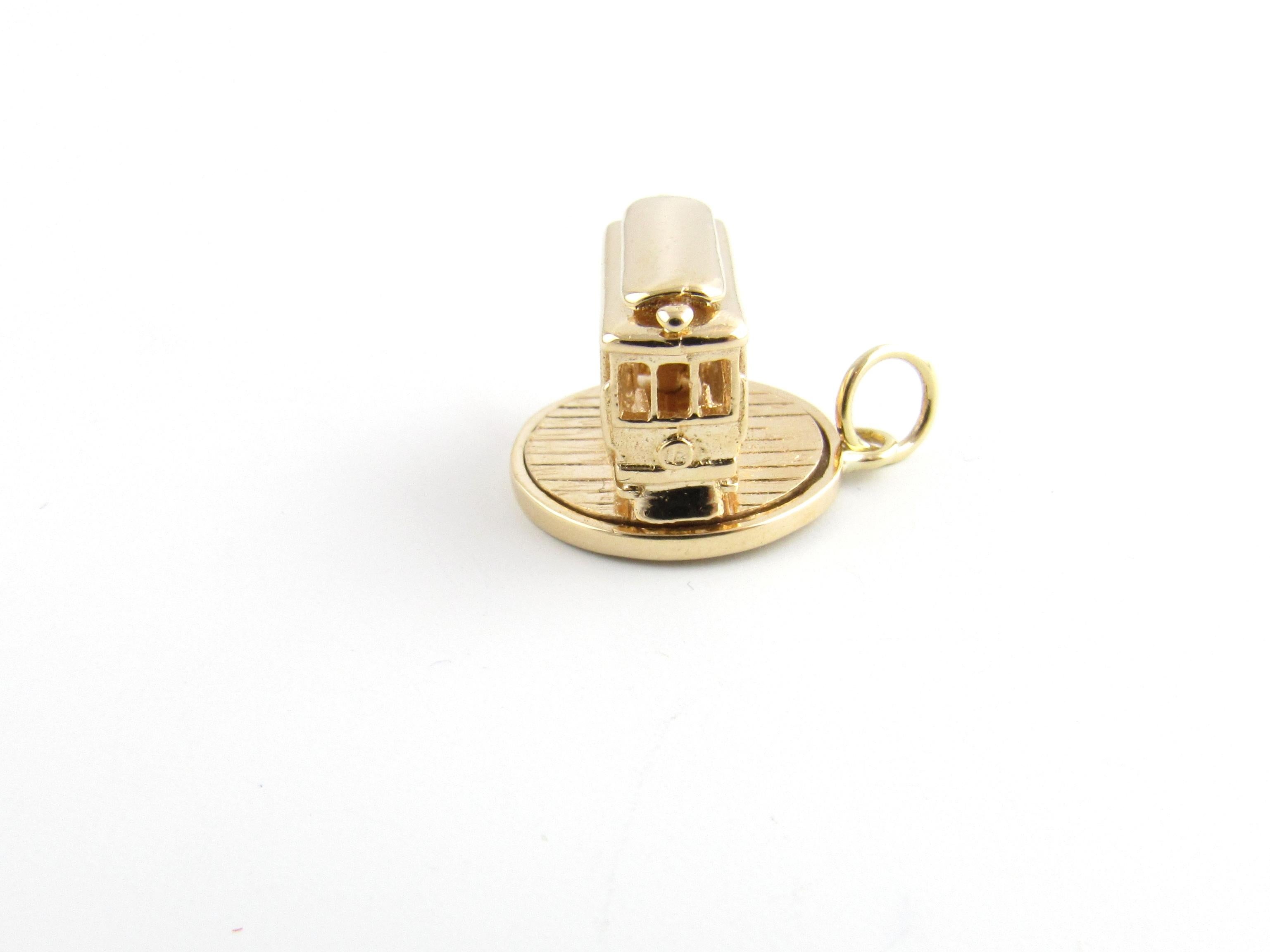 14 Karat Yellow Gold Rotating Trolley Car Charm In Good Condition For Sale In Washington Depot, CT