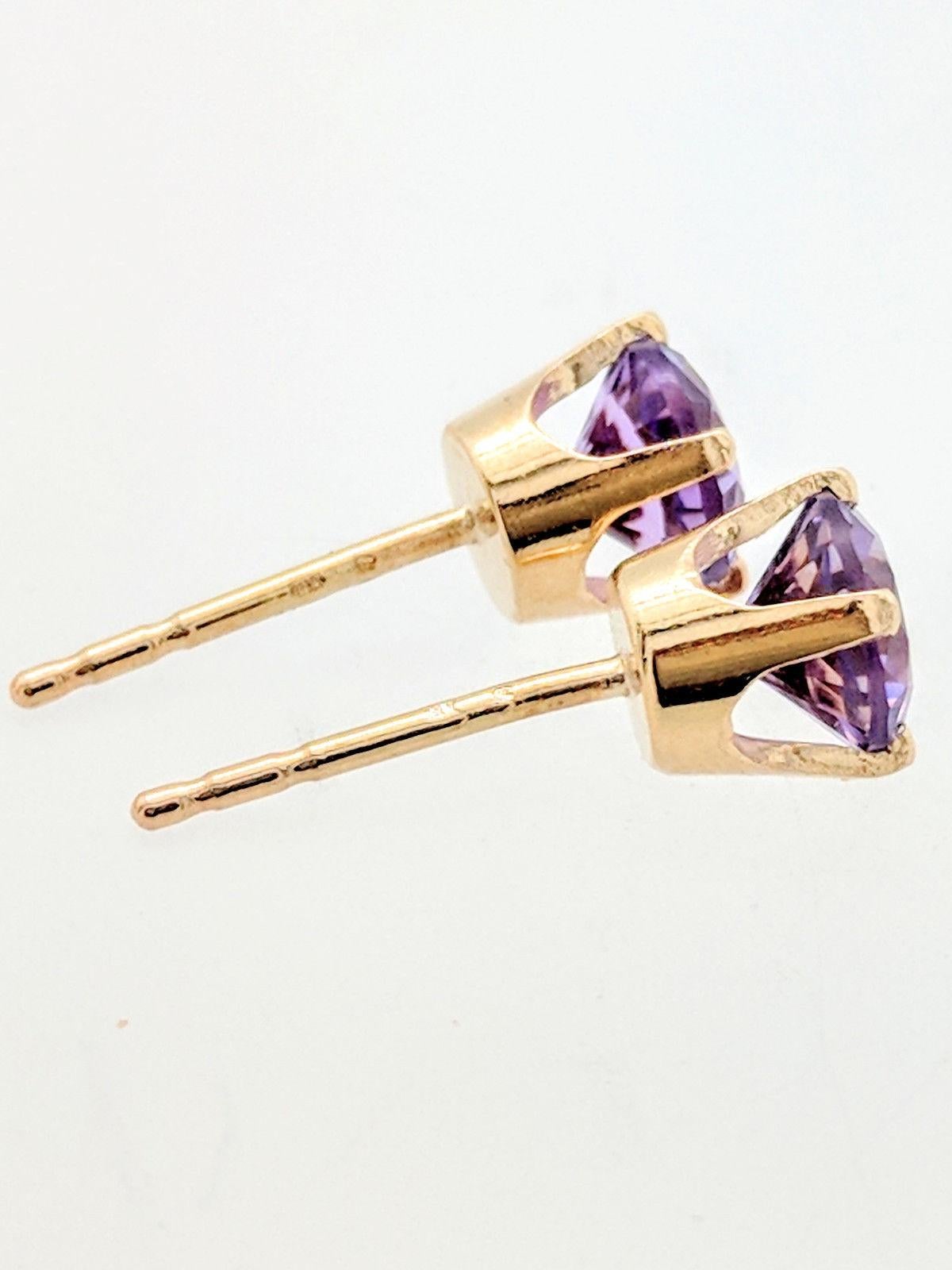 14 Karat Yellow Gold Round Amethyst Four-Prong Stud Earrings In Excellent Condition In Gainesville, FL