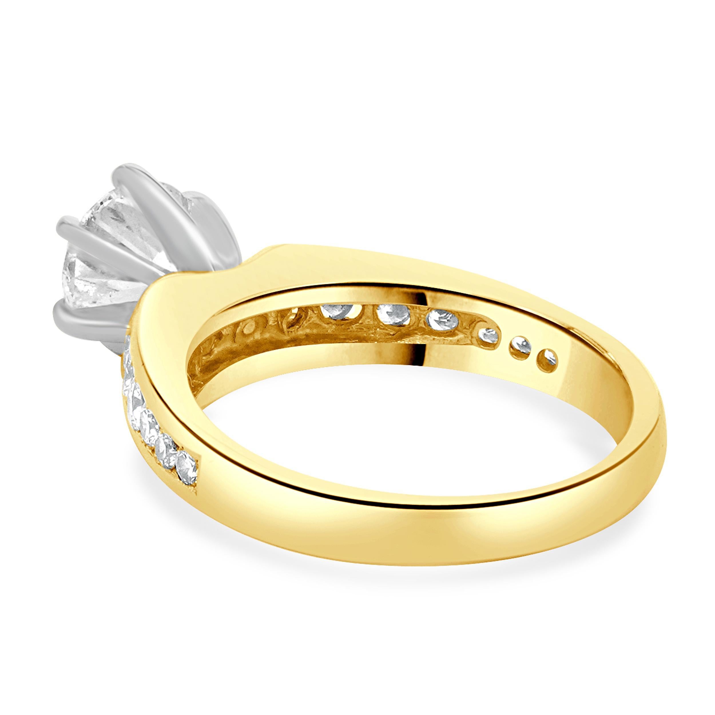 Verlobungsring aus 14 Karat Gelbgold mit rundem Diamanten im Brillantschliff (Rundschliff) im Angebot