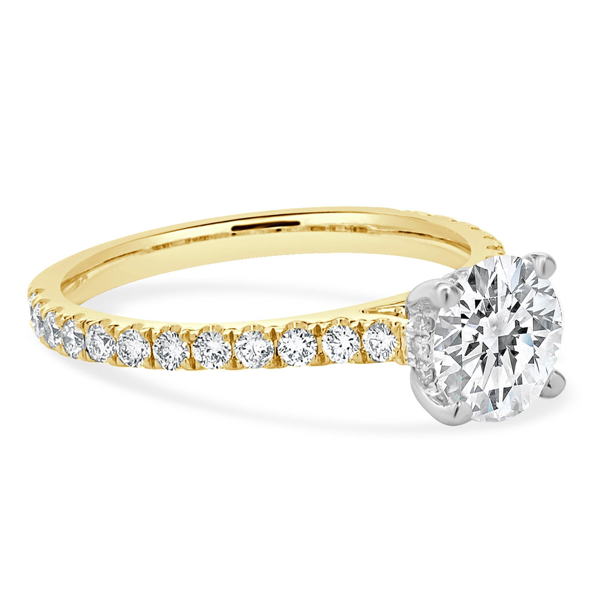 14 Karat Yellow Gold Round Brilliant Cut Diamond Engagement Ring In Excellent Condition In Scottsdale, AZ