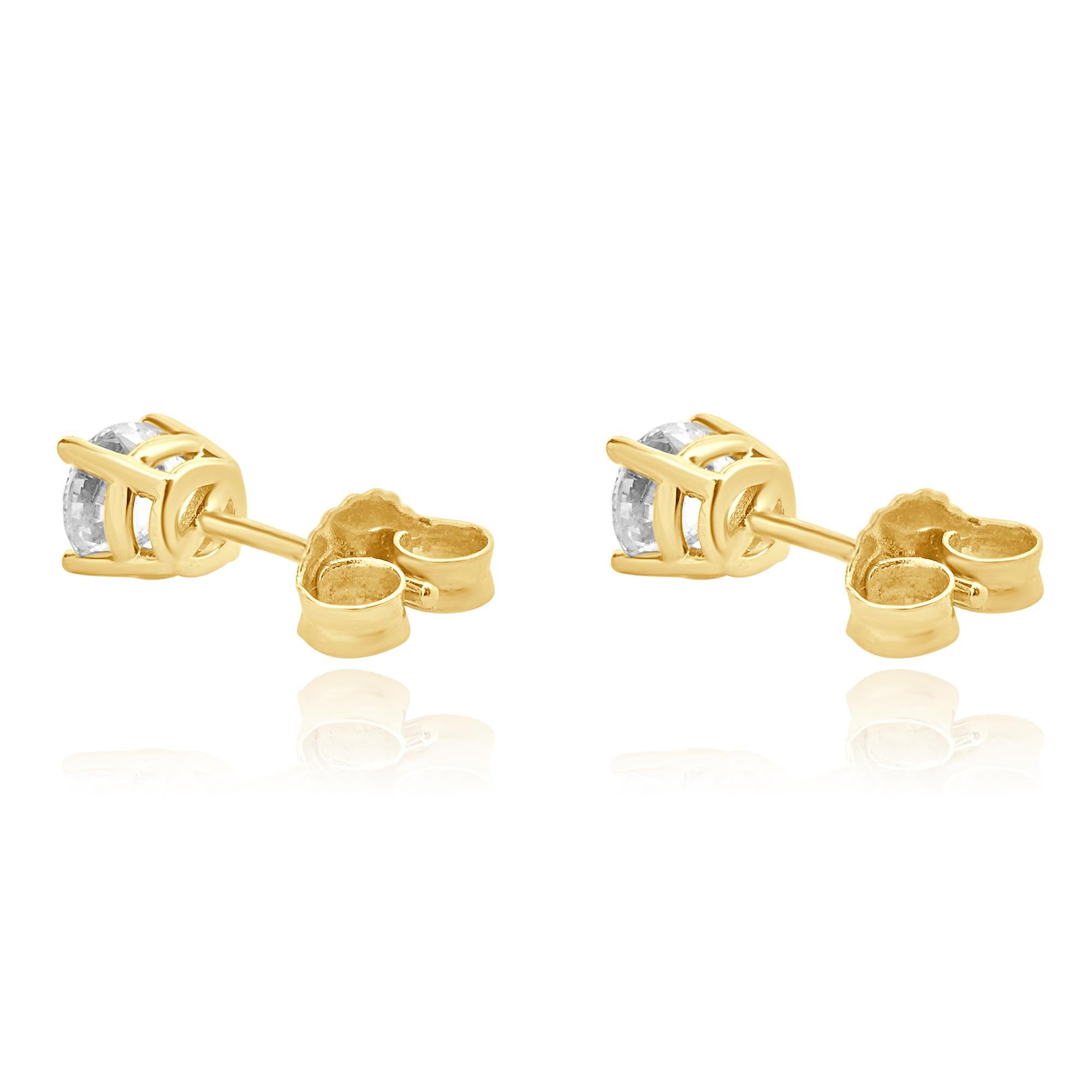 Taille ronde Clous d'oreilles en or jaune 14 carats avec diamants taille brillant rond en vente