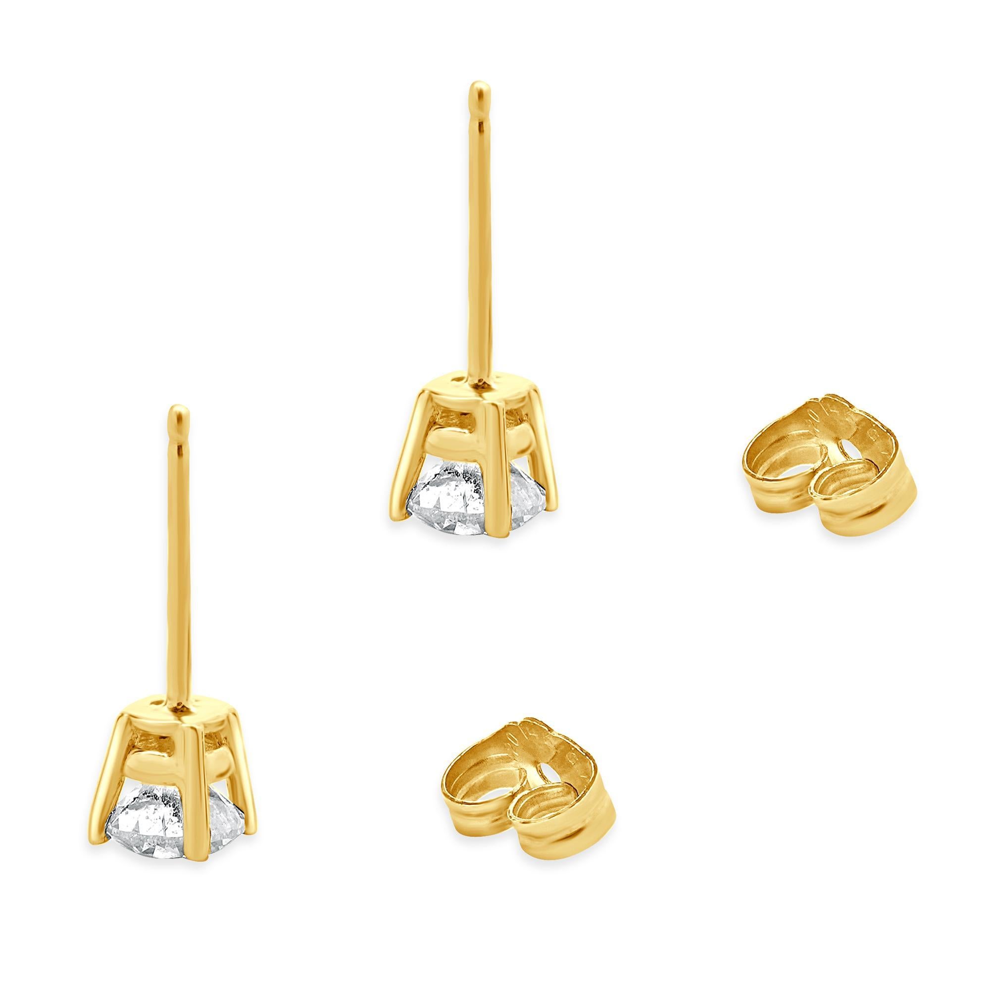 Taille ronde Clous d'oreilles en or jaune 14 carats avec diamants taille brillant rond en vente