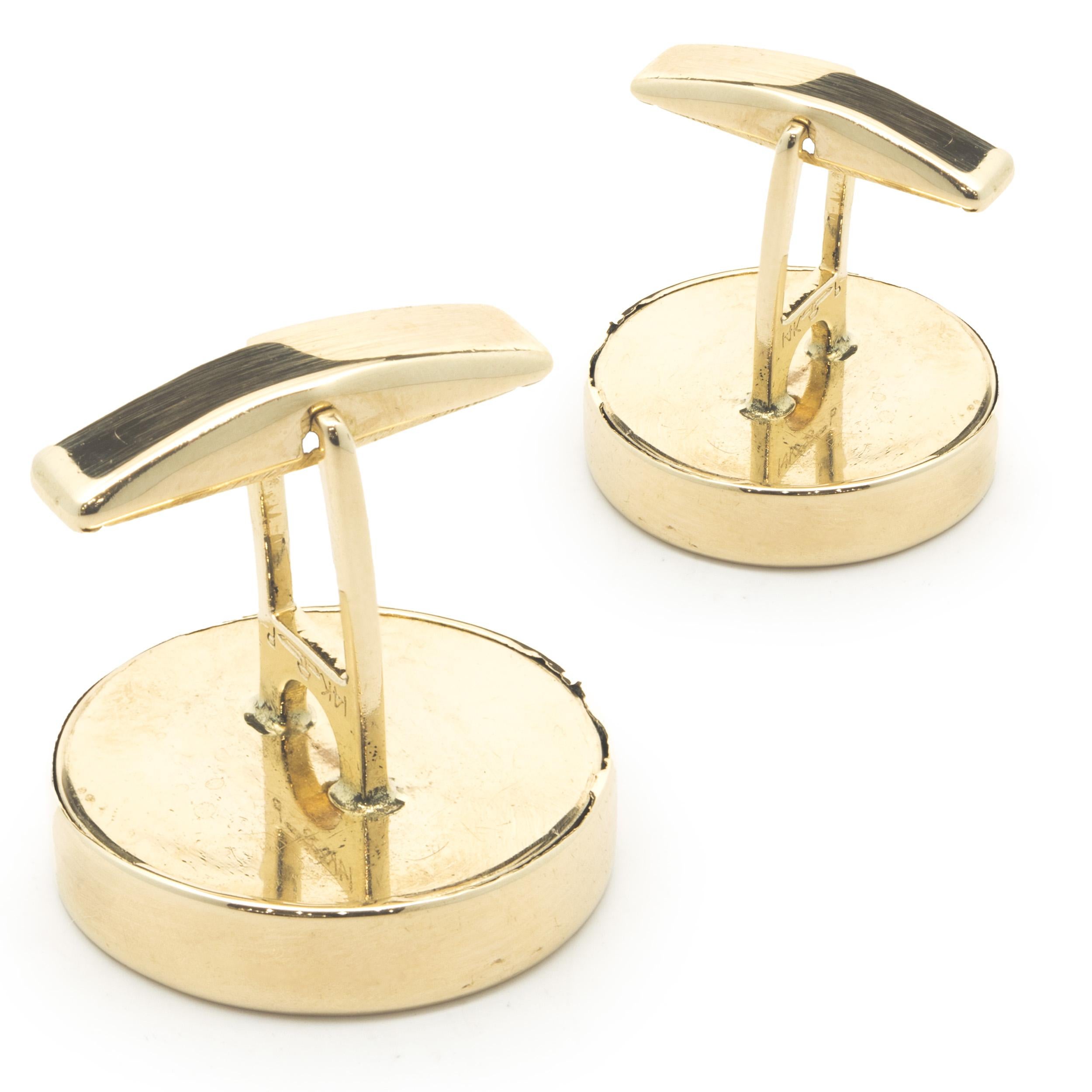 Material: 14K yellow gold
Dimensions: cufflinks measure 21mm
Weight: 18.24 grams