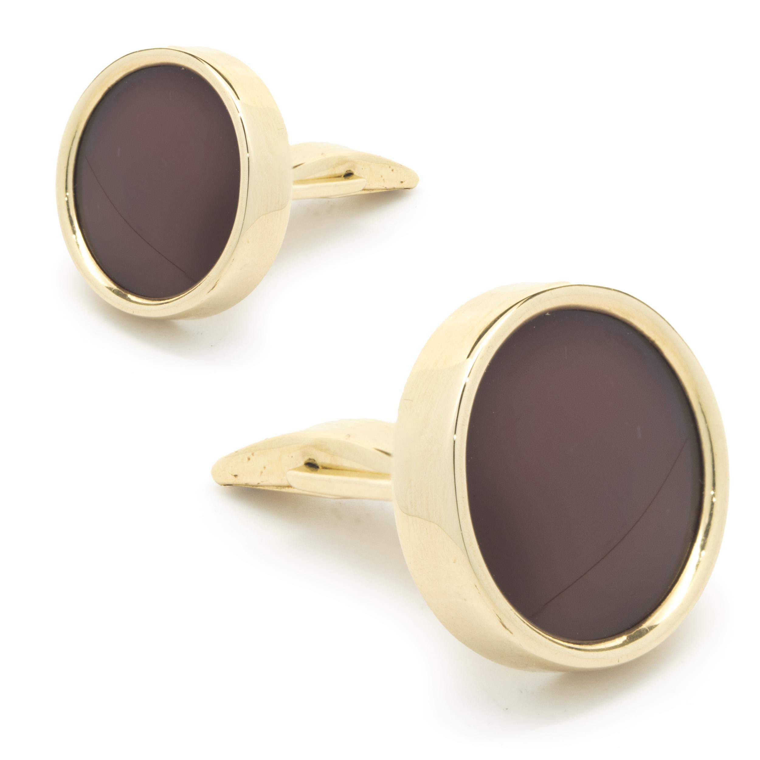 Round Cut 14 Karat Yellow Gold Round Carnelian Cufflinks For Sale